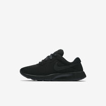 Nike Tanjun