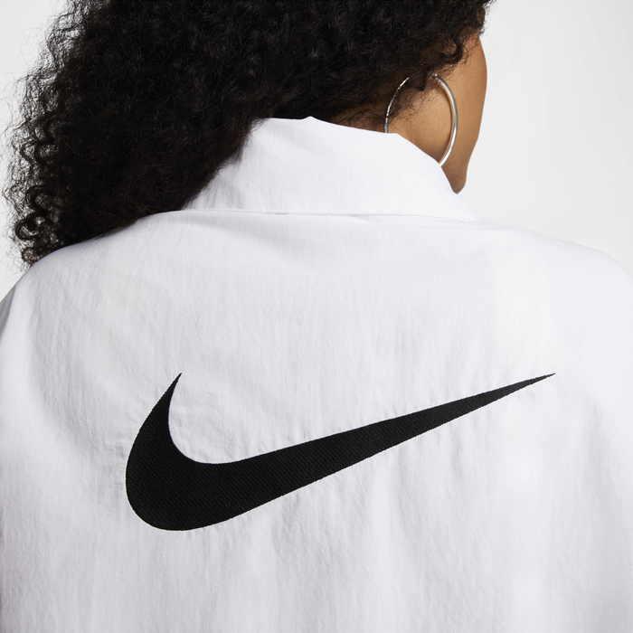 Nike Sportswear Essential image number 5 Nike Sportswear Essential image number 5
