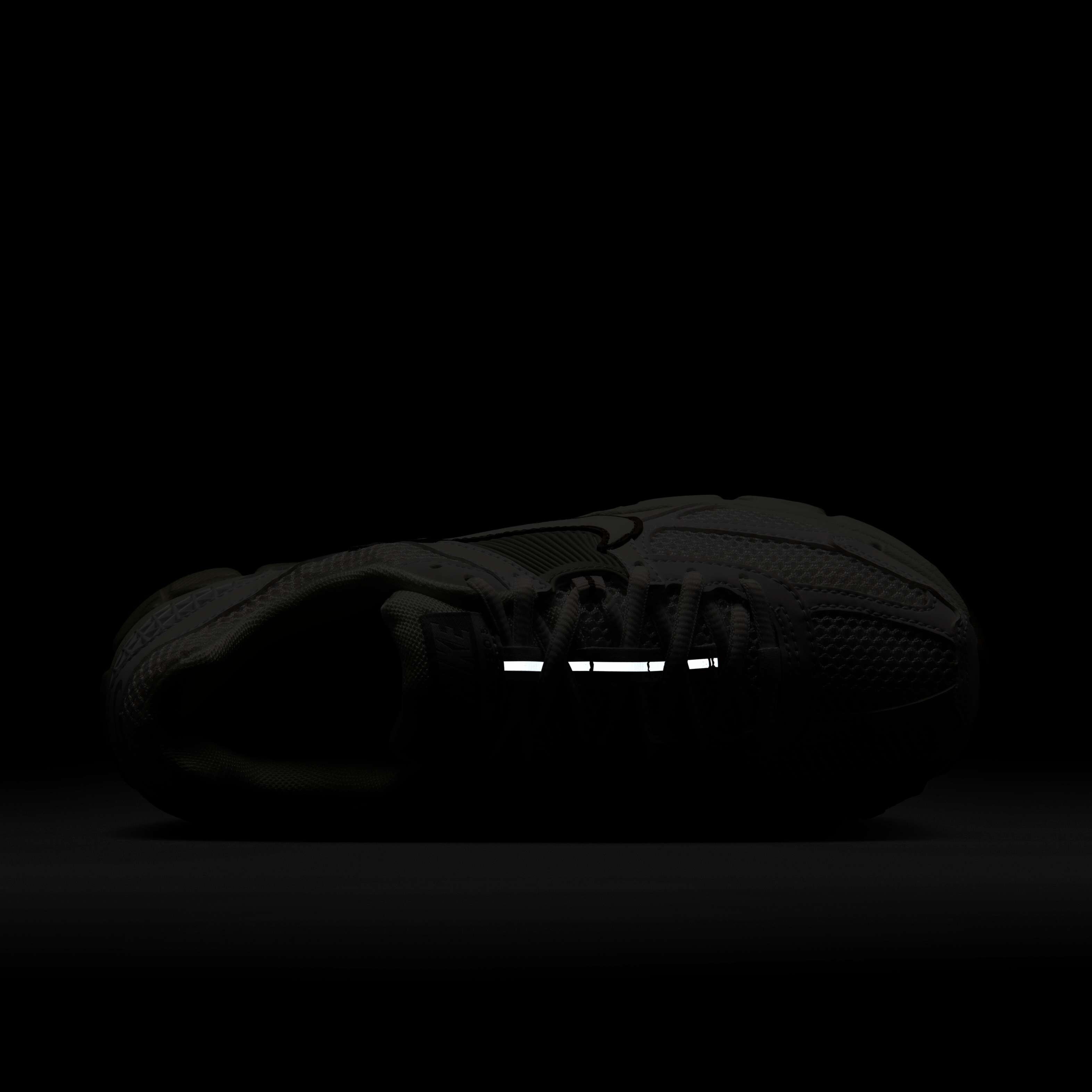 نايكي زووم فوميرو 5 image number 8