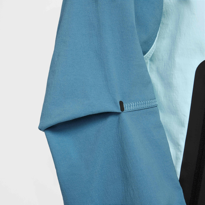 Nike Tech image number 4 Nike Tech image number 4