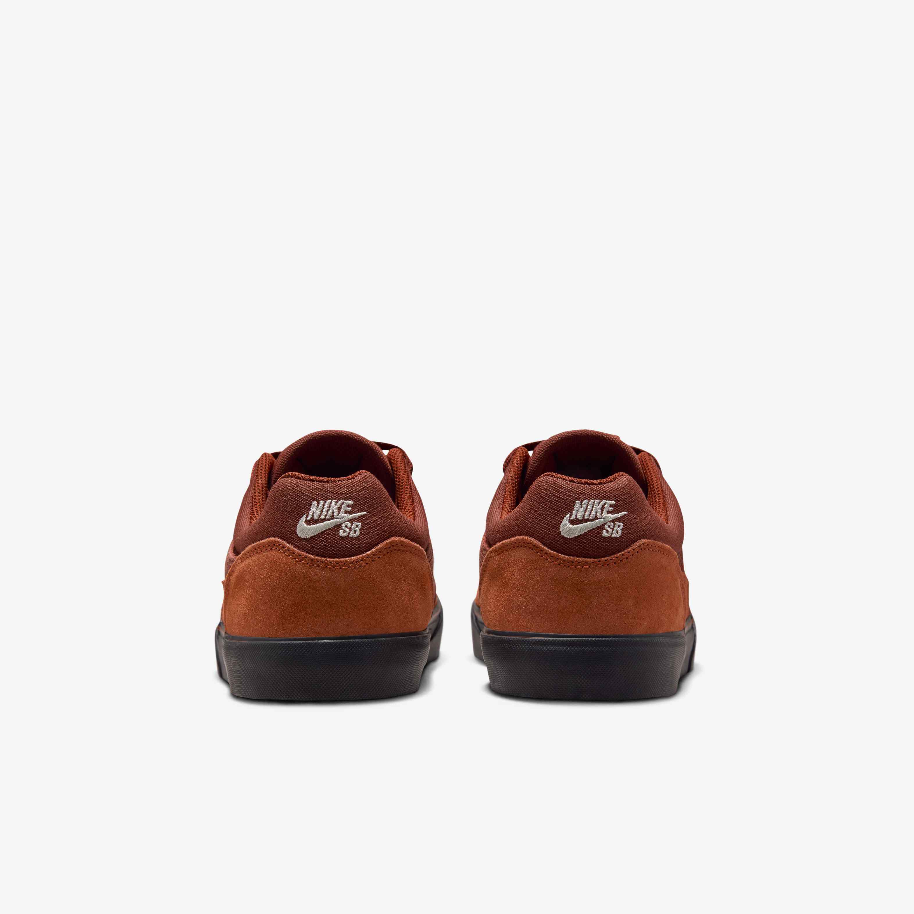 نايكي اس بي مالور image number 5