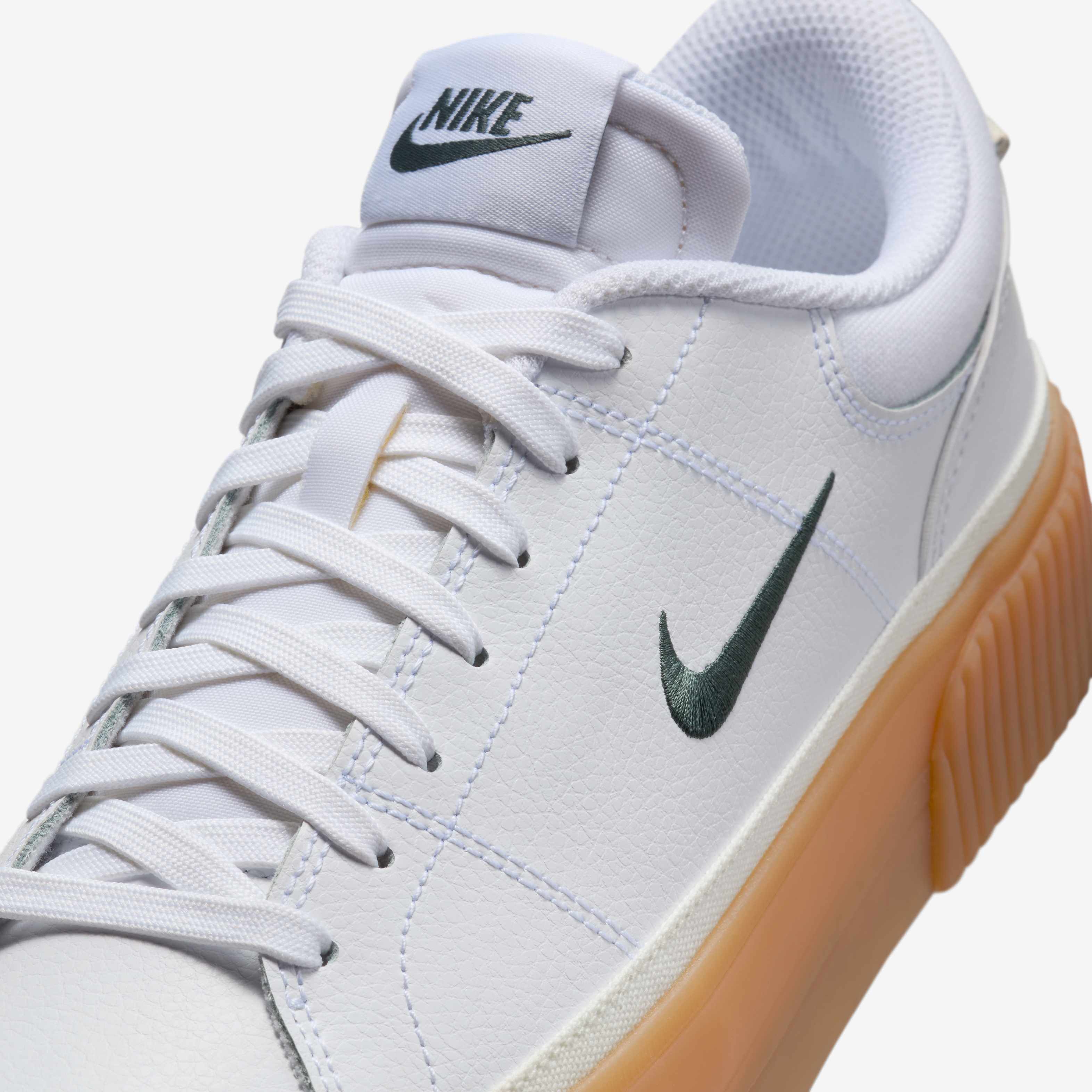 国内配送 NIKE W COURT LEGACY LIFT WHITE/GUM YELLOW-V.GREEN Nike Court Legacy Lift Sneaker in White, Vintage Green, Gum