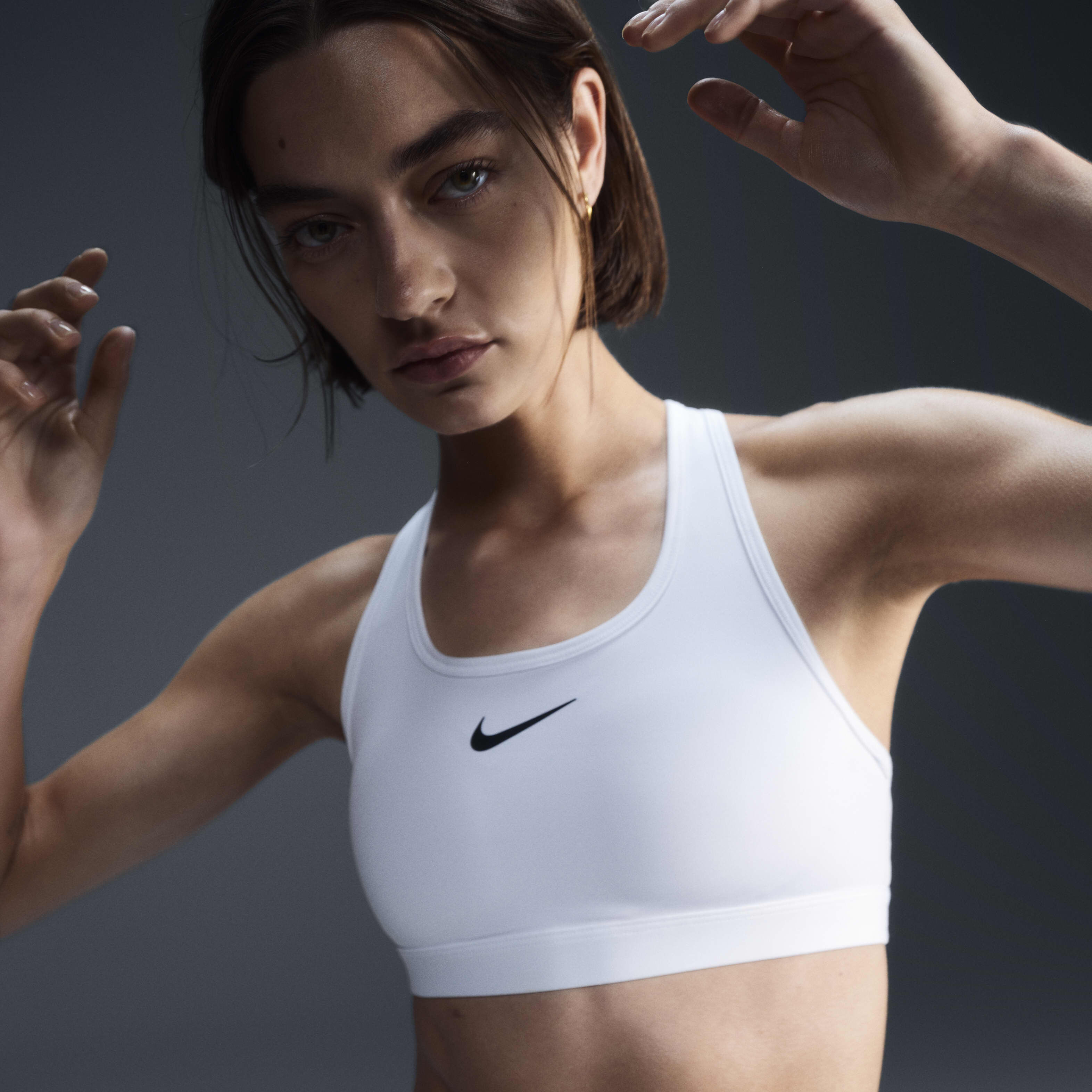 Nike swoosh women's medium support sports bra online