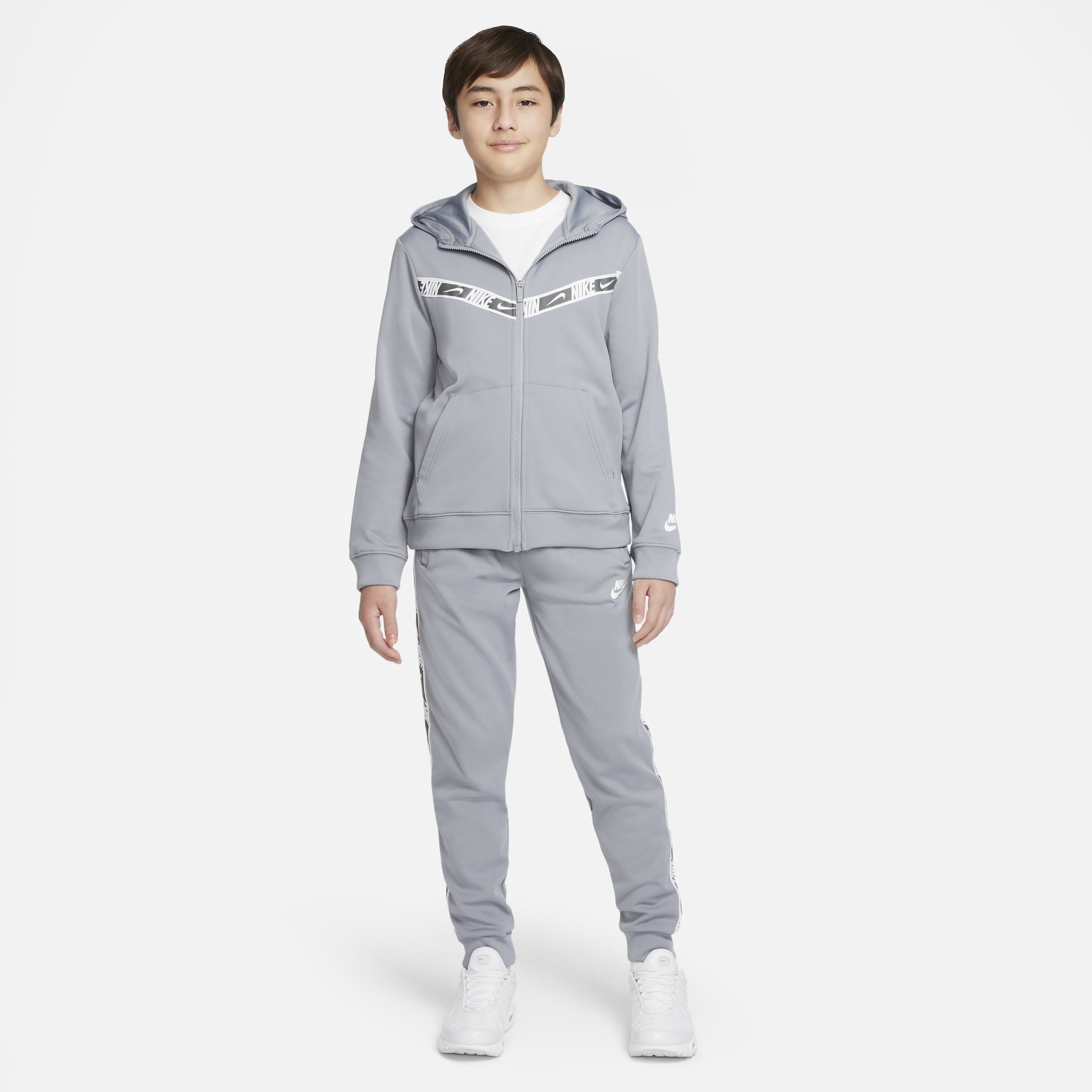 نايكي سبورتسوير image number 6