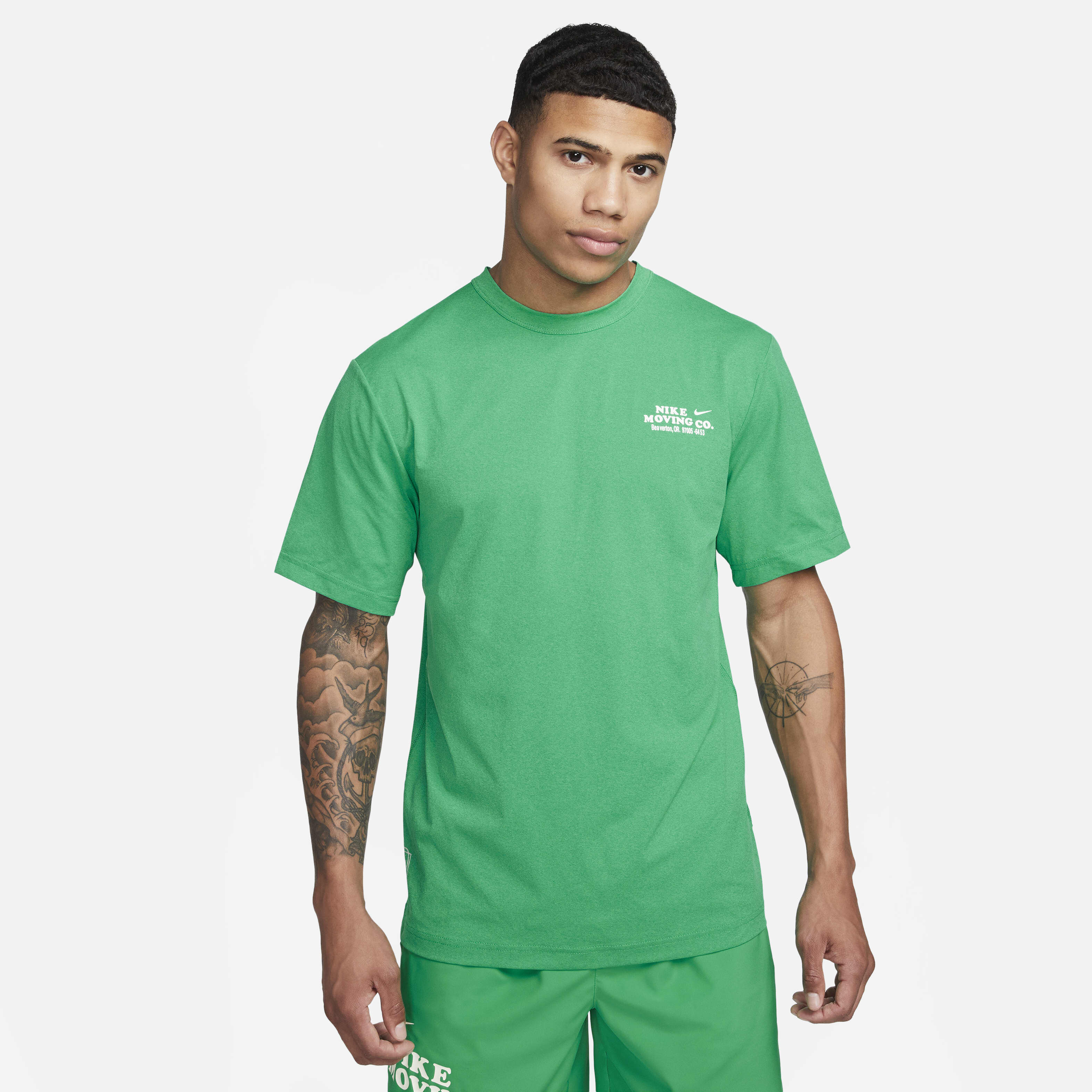 メンズウェア Nike DRI-FIT UV 32x32 楽天市場】ナイキ ハイバース メンズ Dri-FIT UV ショート