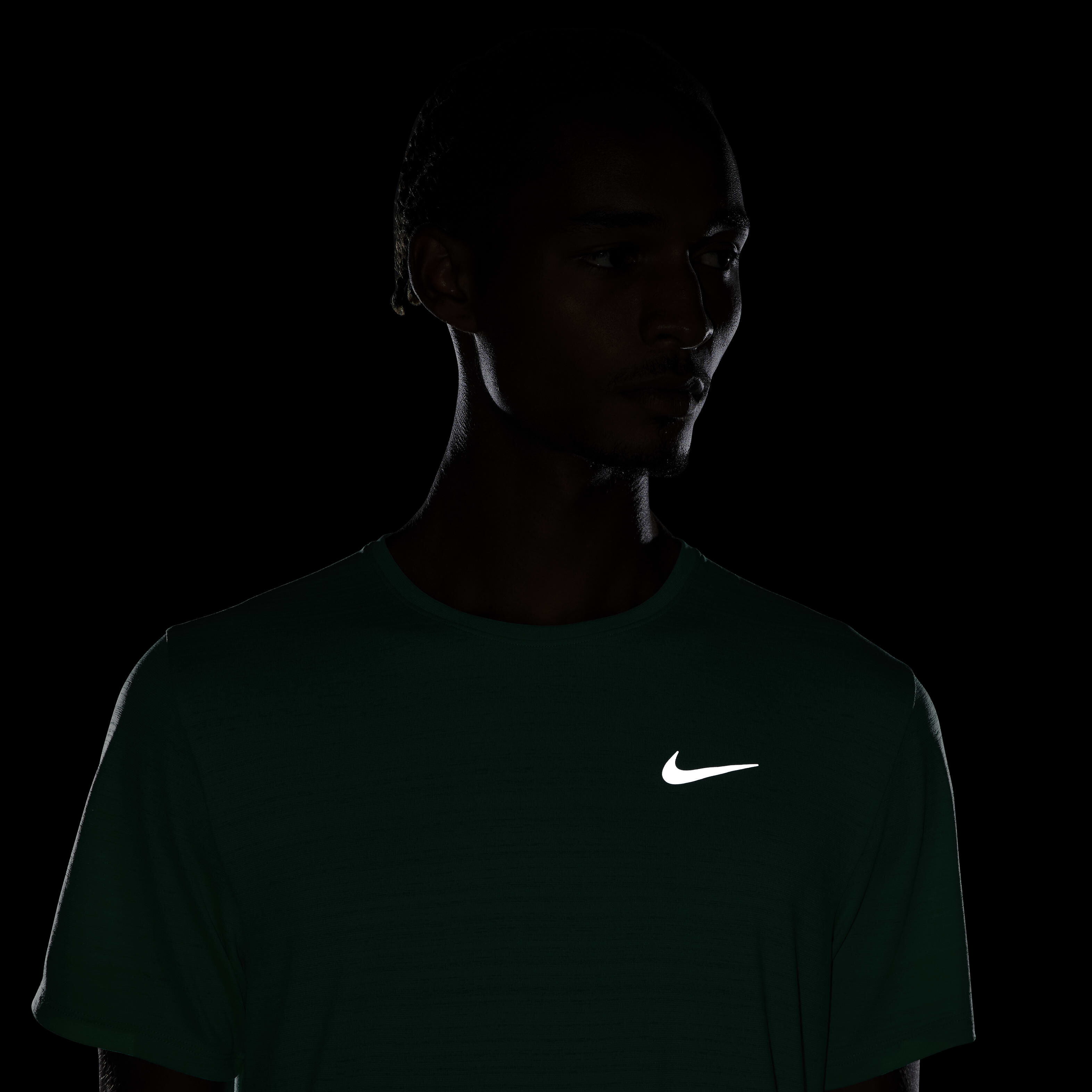 Nike Dri-FIT Miler image number 5