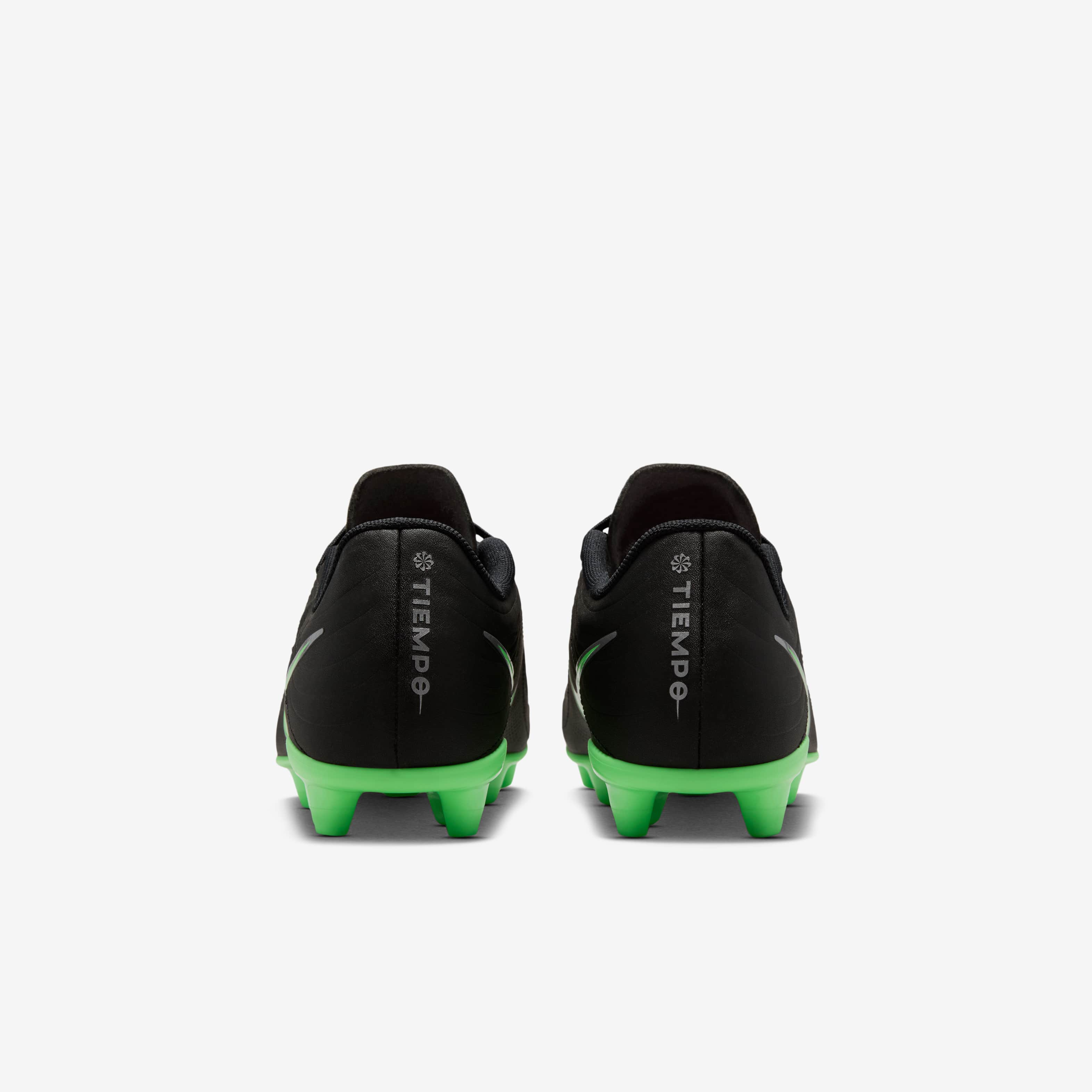 Nike Jr. Tiempo Maestro Club image number 5