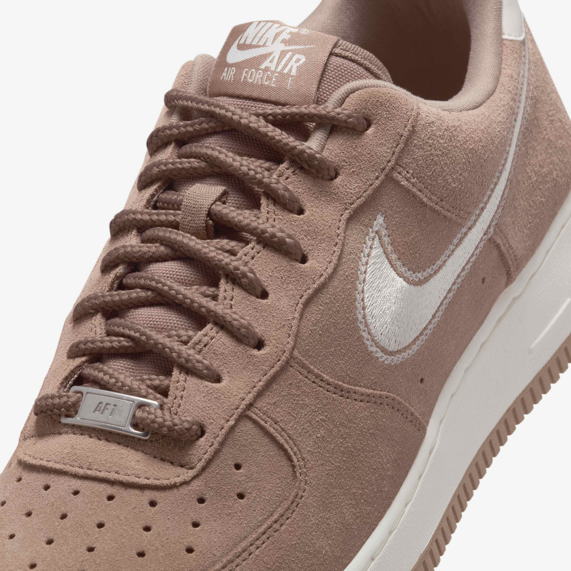 ■Nike■ Air Force 1 07 LV8 M Mink Brown Sail HJ4465200 HJ44 Amazon.com | Nike Air Force 1 '07 LV8 Men's Shoes (HJ4465