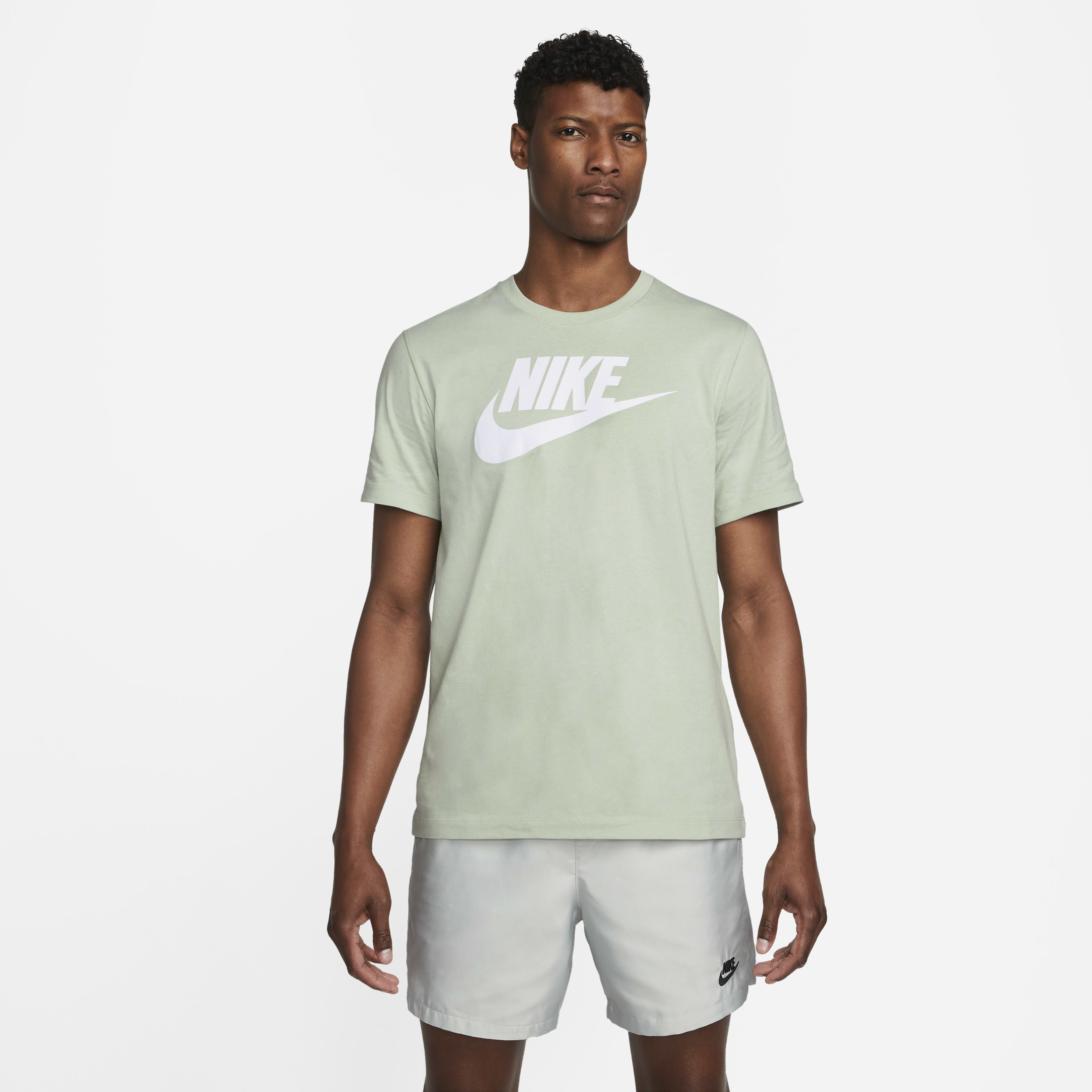 Nike Sportswear image number 0