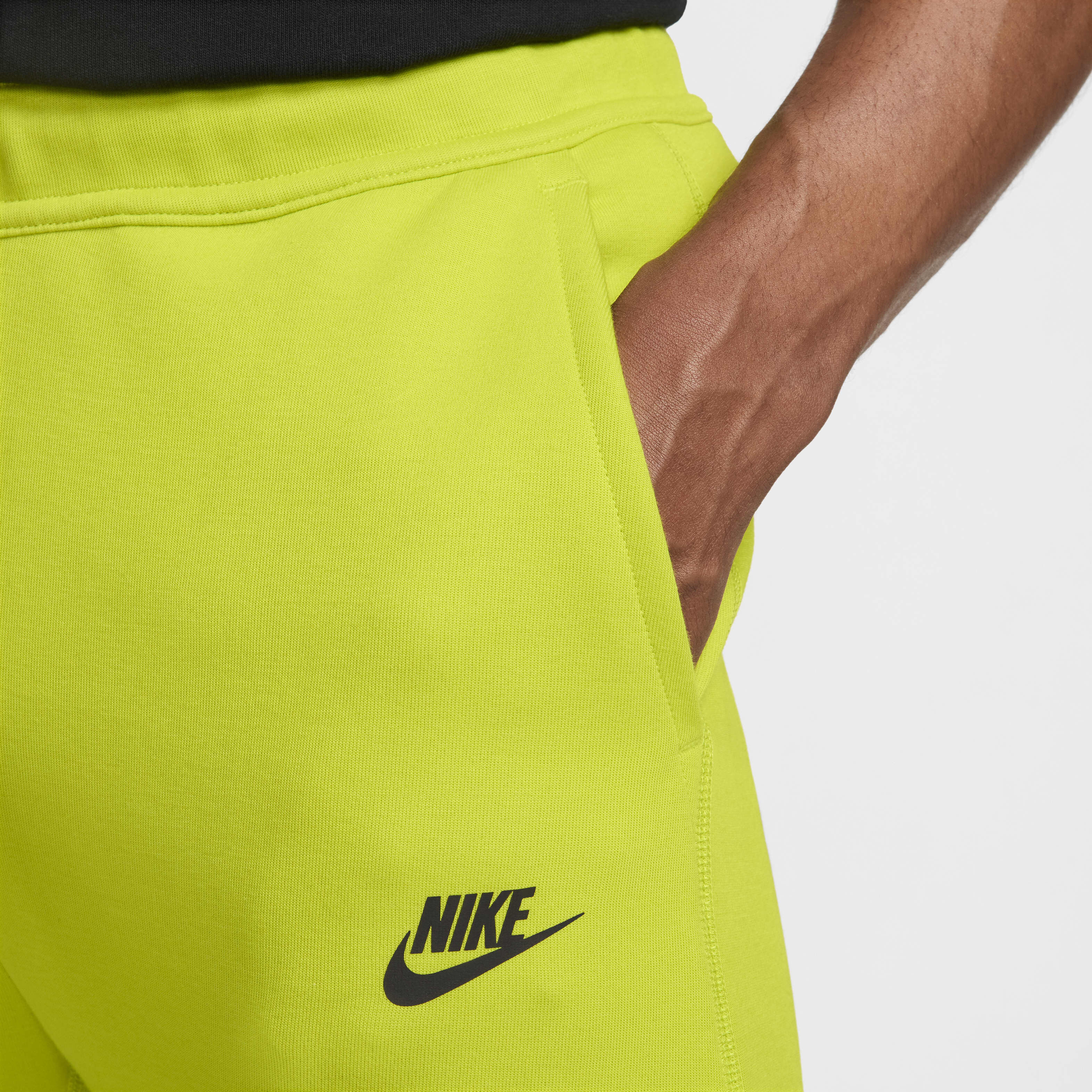Nike Sportswear Tech Fleece image number 3