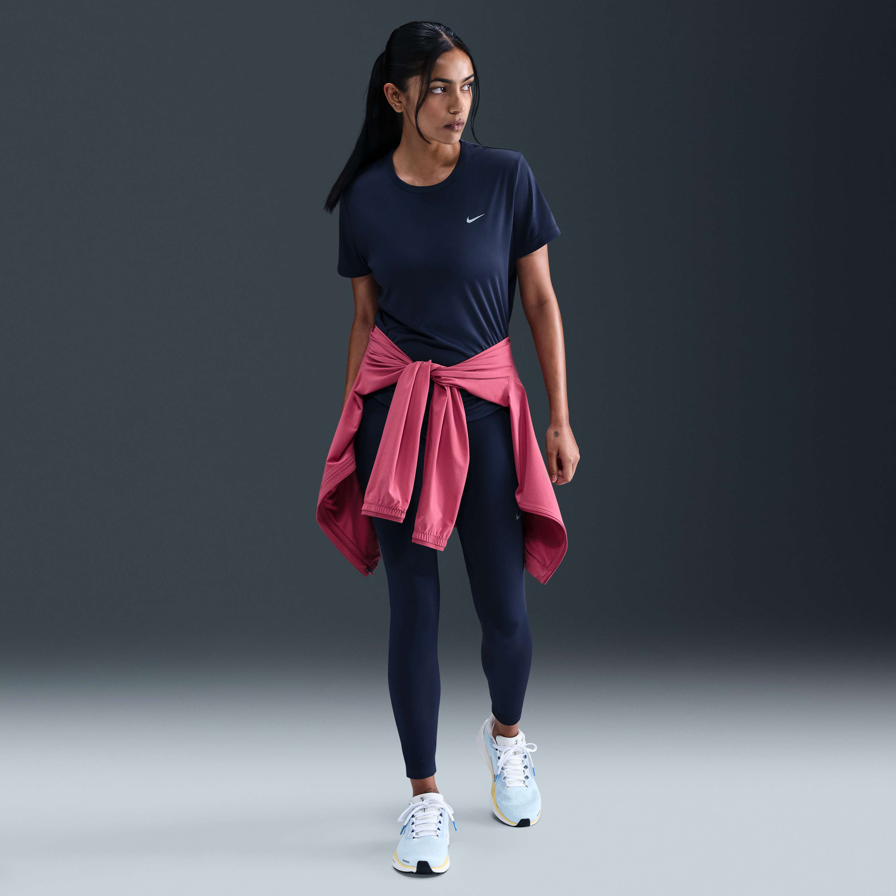 Nike Tempo image number 3