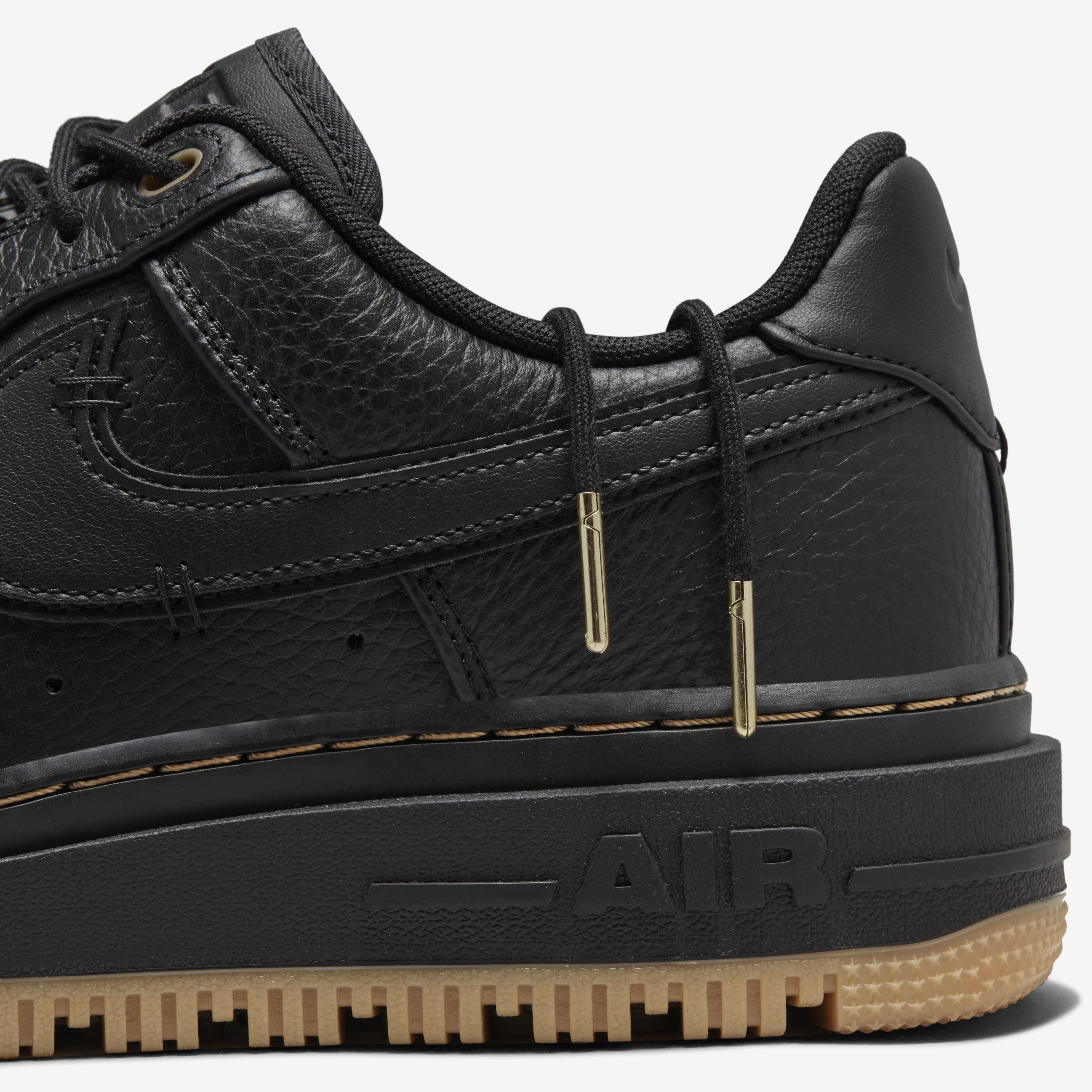 Nike Air Force 1 Luxe image number 8