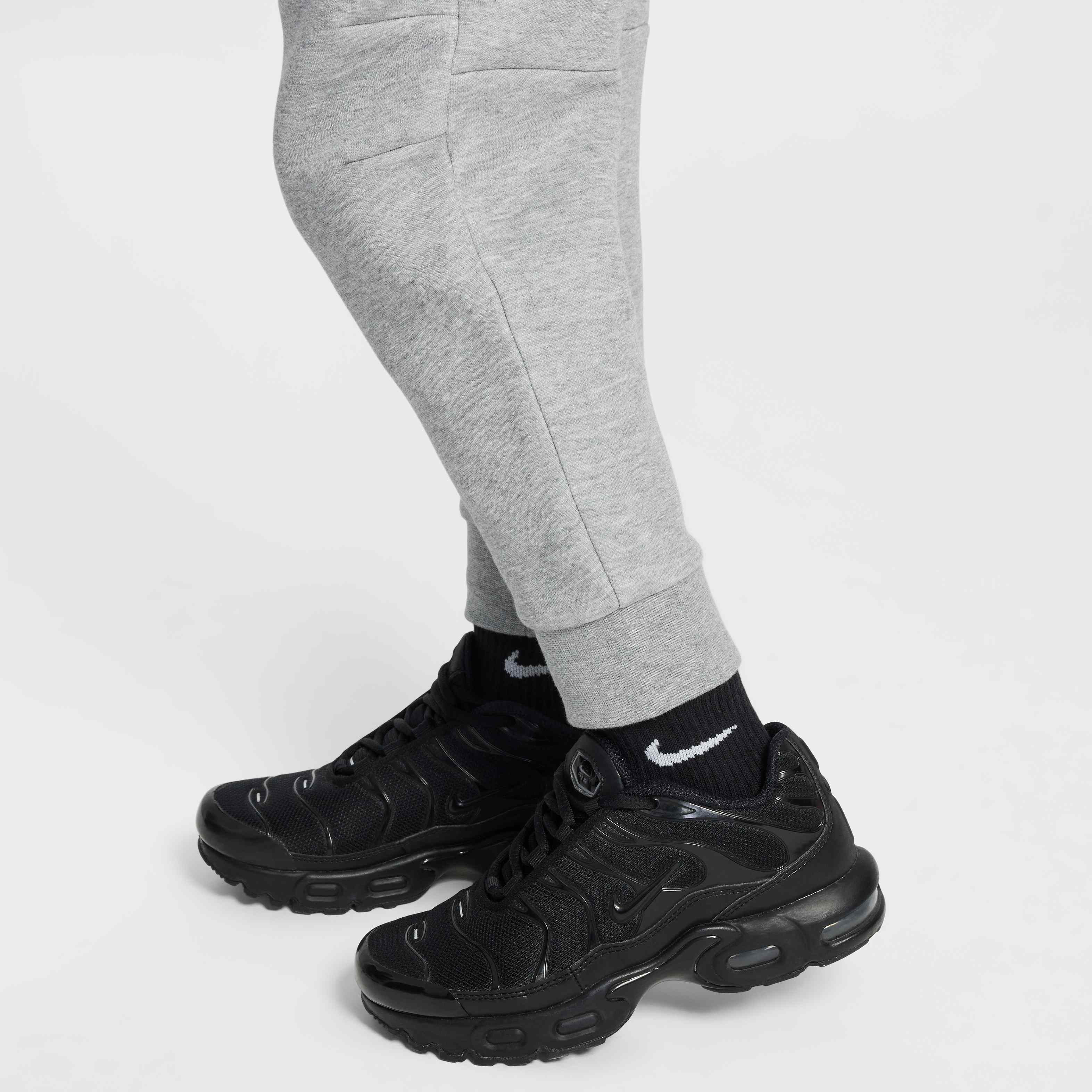 Nike Sportswear image number 13