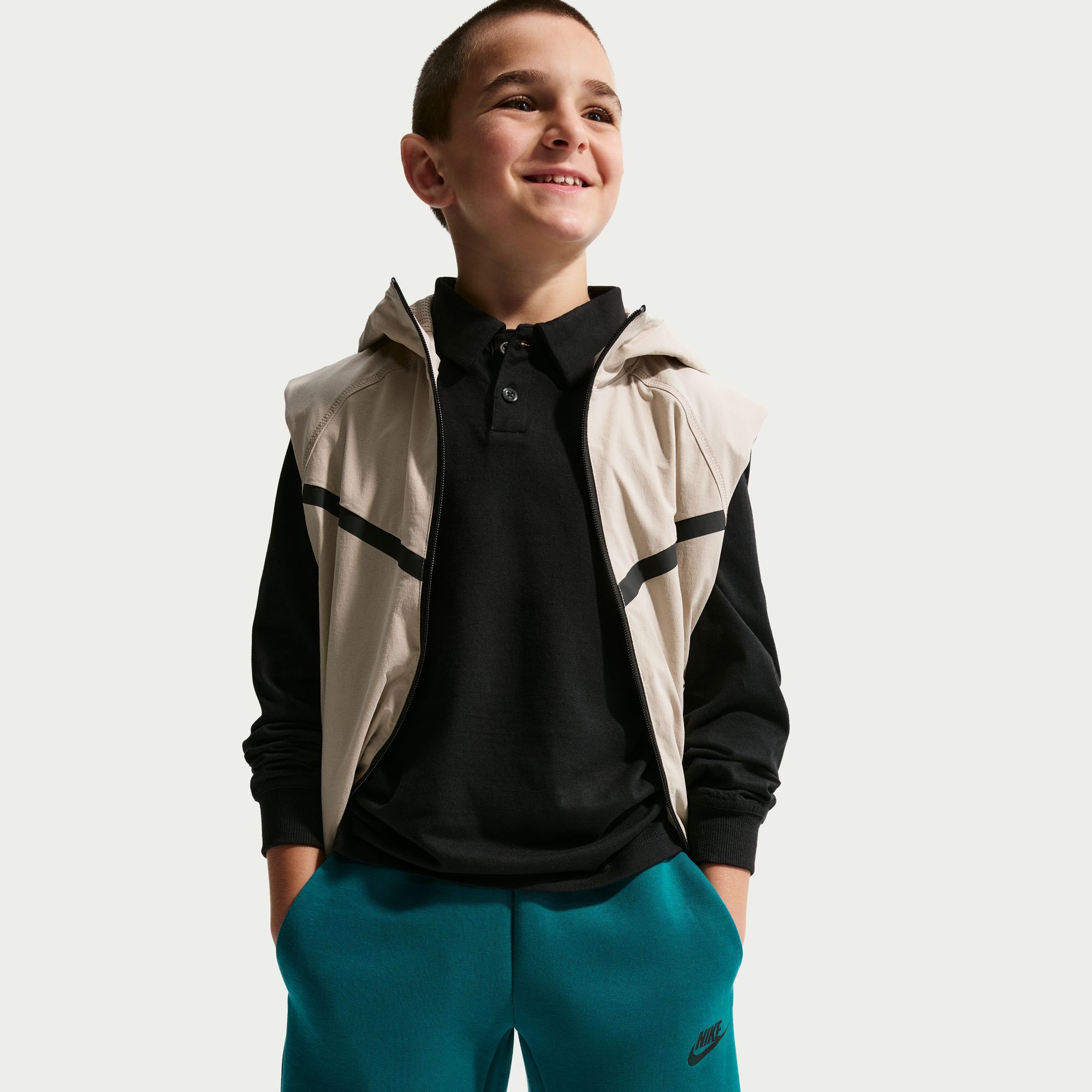 Nike Sportswear Tech Fleece image number 4