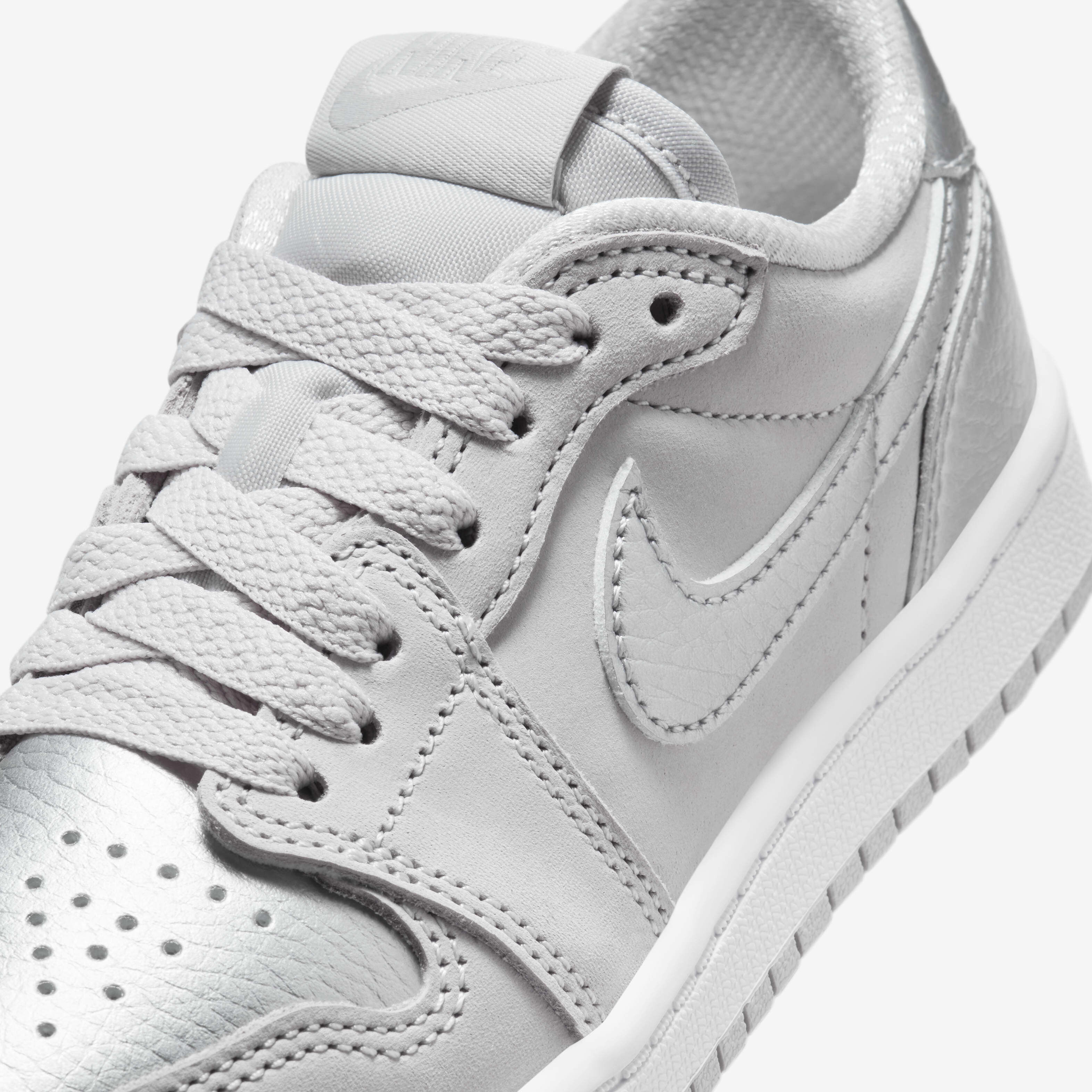 Jordan 1 Retro Low 'Game Royal' image number 6