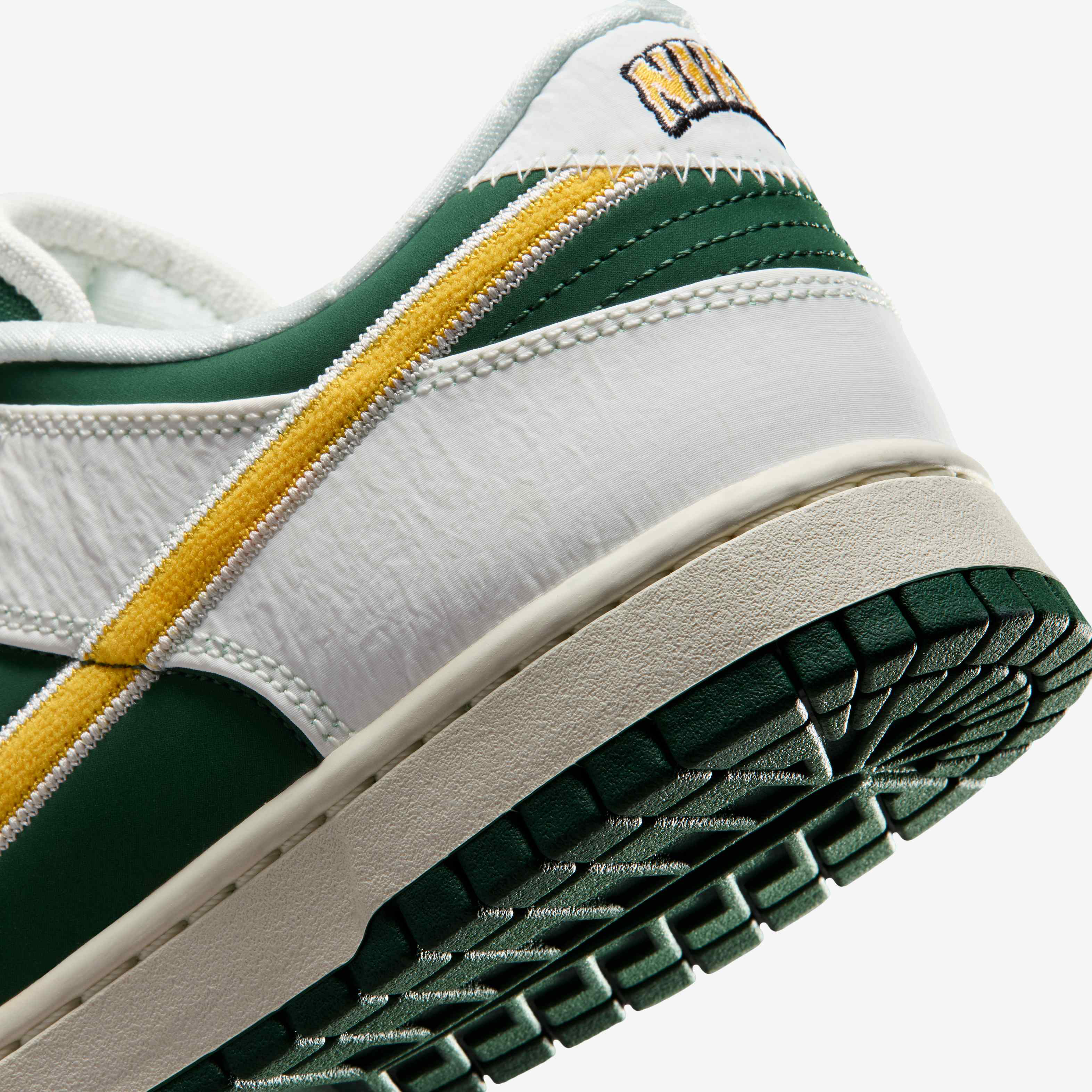 Nike Dunk Low Retro image number 7