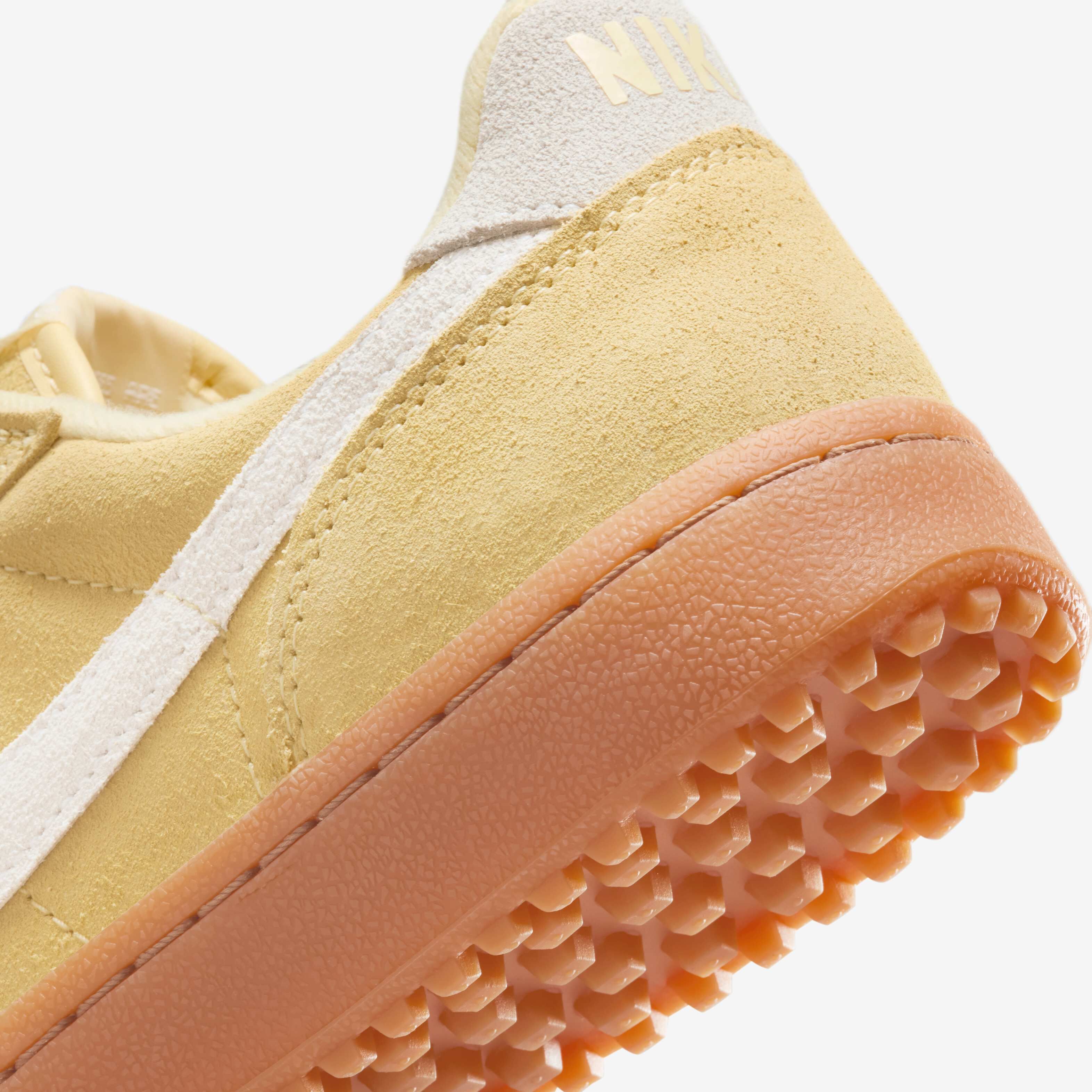 【NIKE】☆スニーカー☆ Field General Suede Women's Shoes Nike Field General Suede Women's Shoes. Nike.com