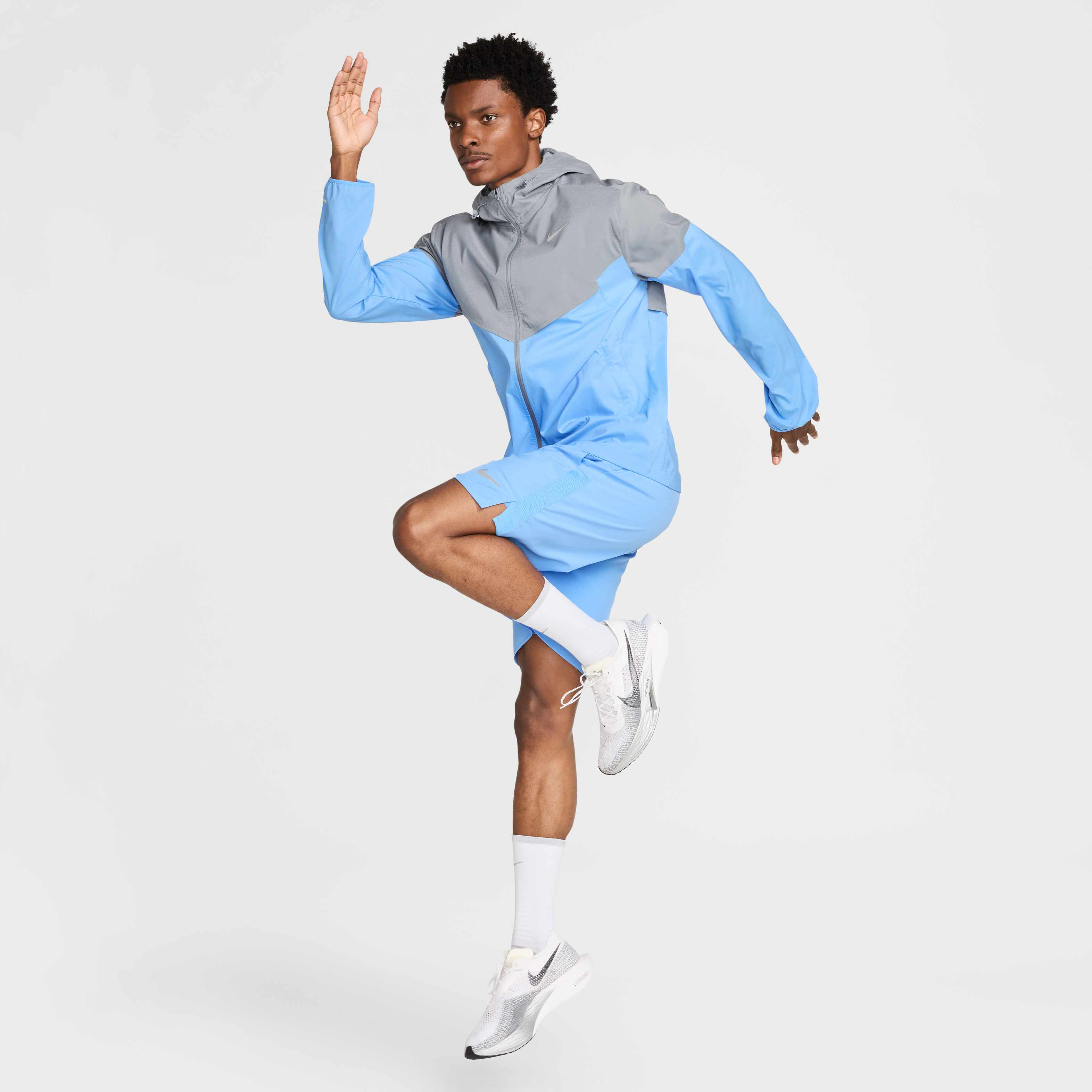 Nike Impossibly Light Windrunner image number 5