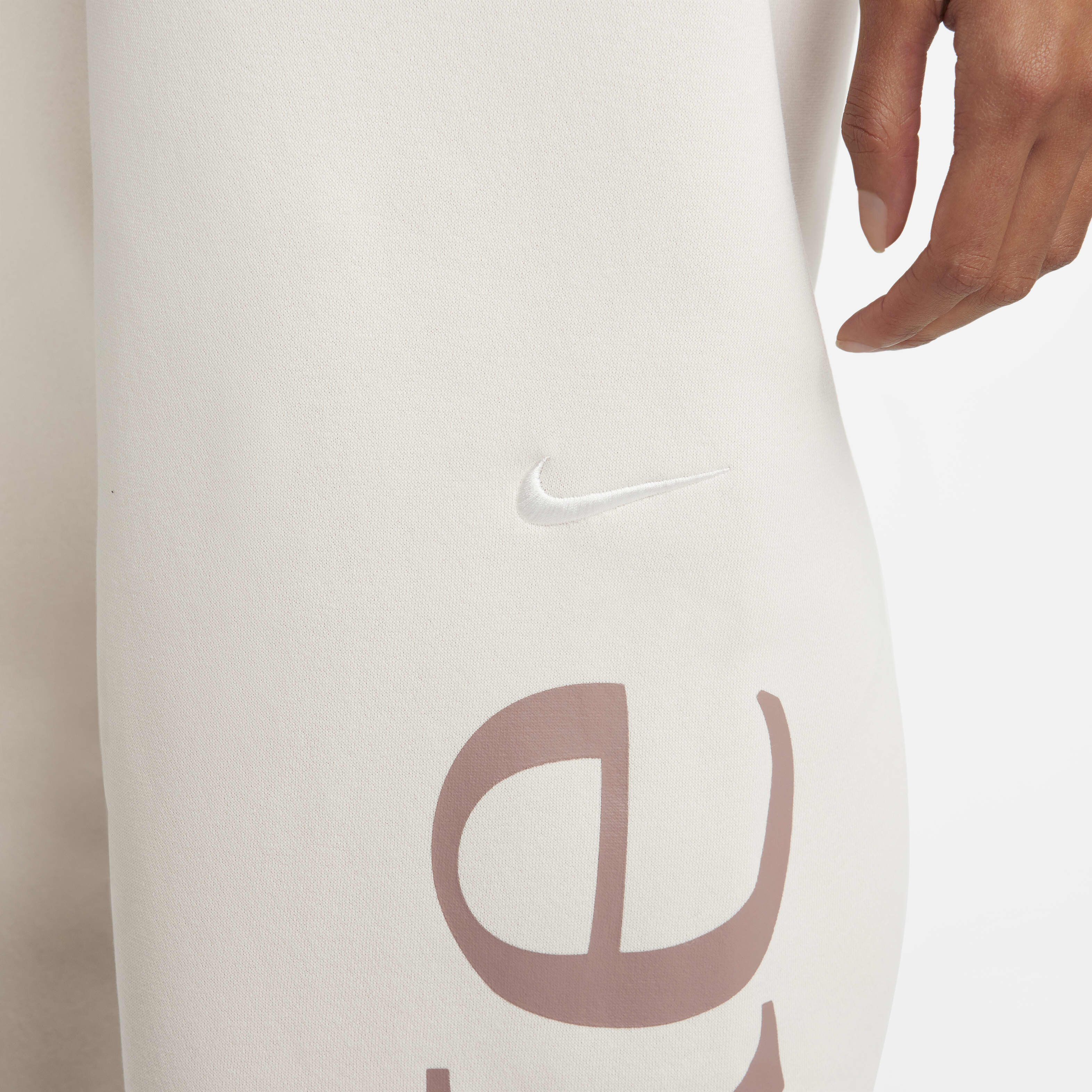 Jogging nike gros logo deals