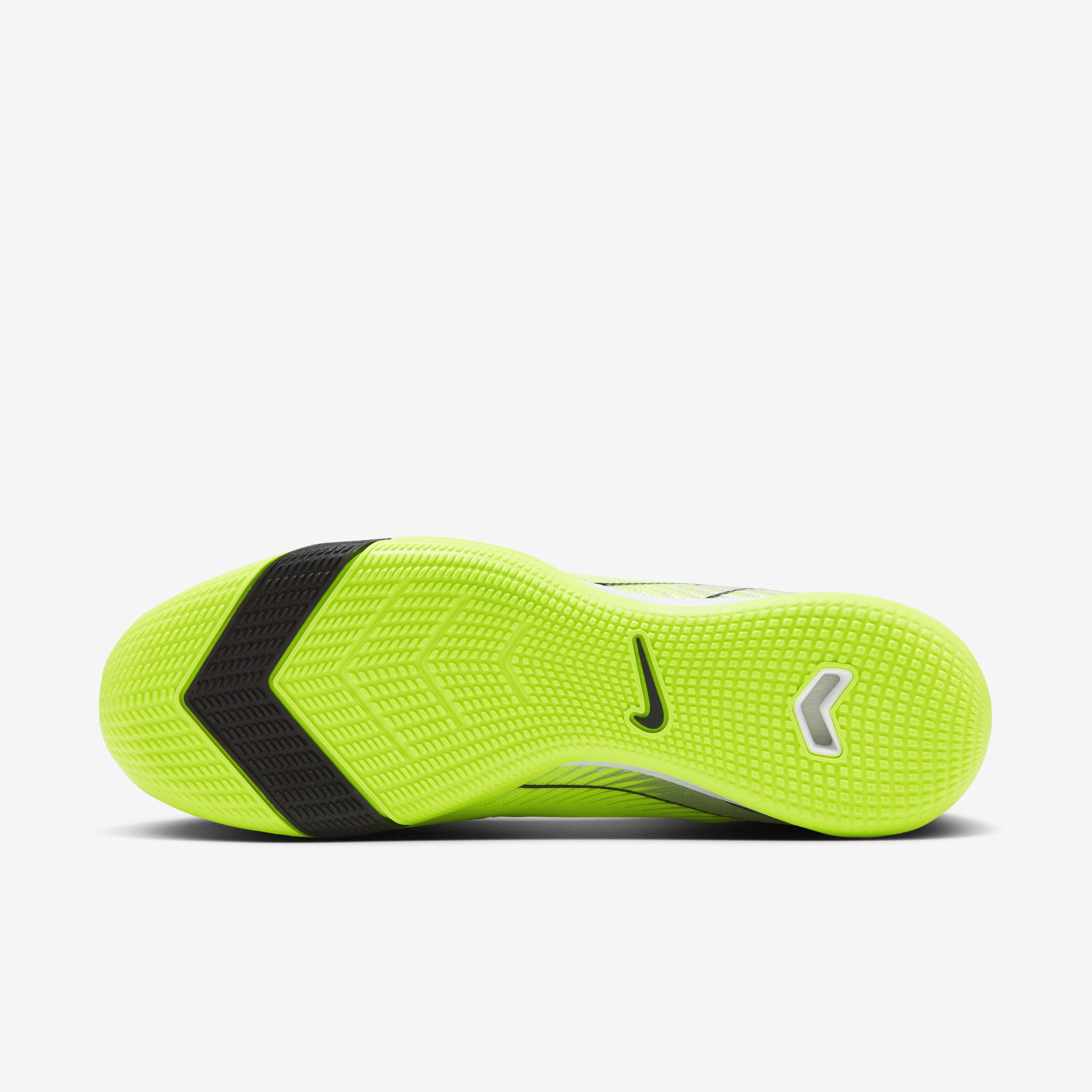 Buy Nike Mercurial Vapor 16 Academy IC Low Top Football Shoes Nike Saudi Official