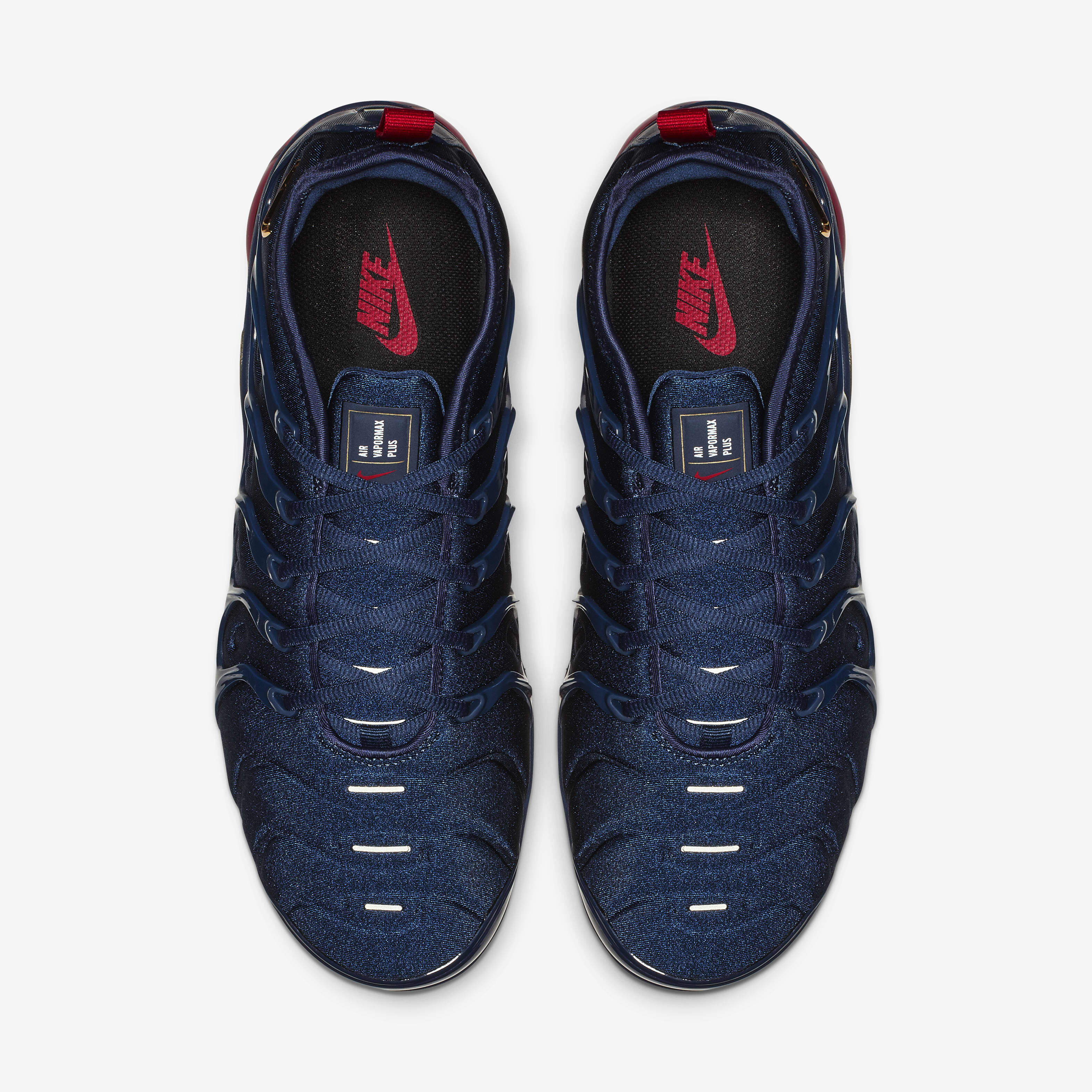 Nike air vapormax plus junior uk clearance
