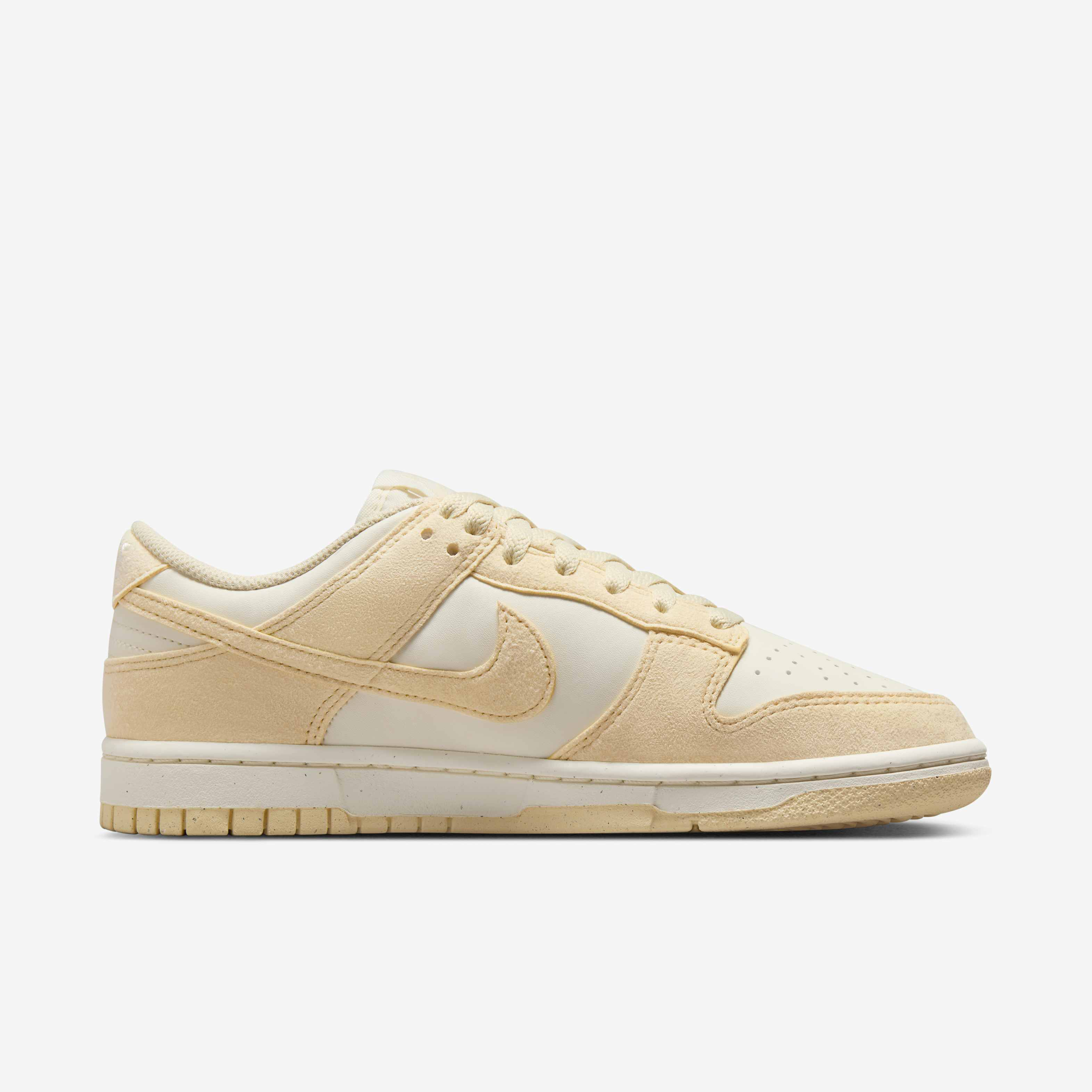 Nike Dunk Low image number 2