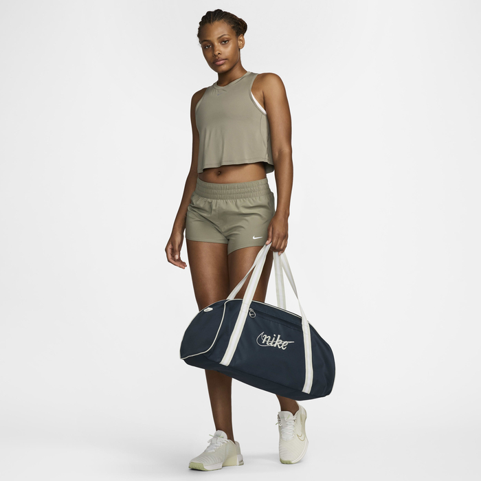 Nike Gym Club image number 10 Nike Gym Club image number 10