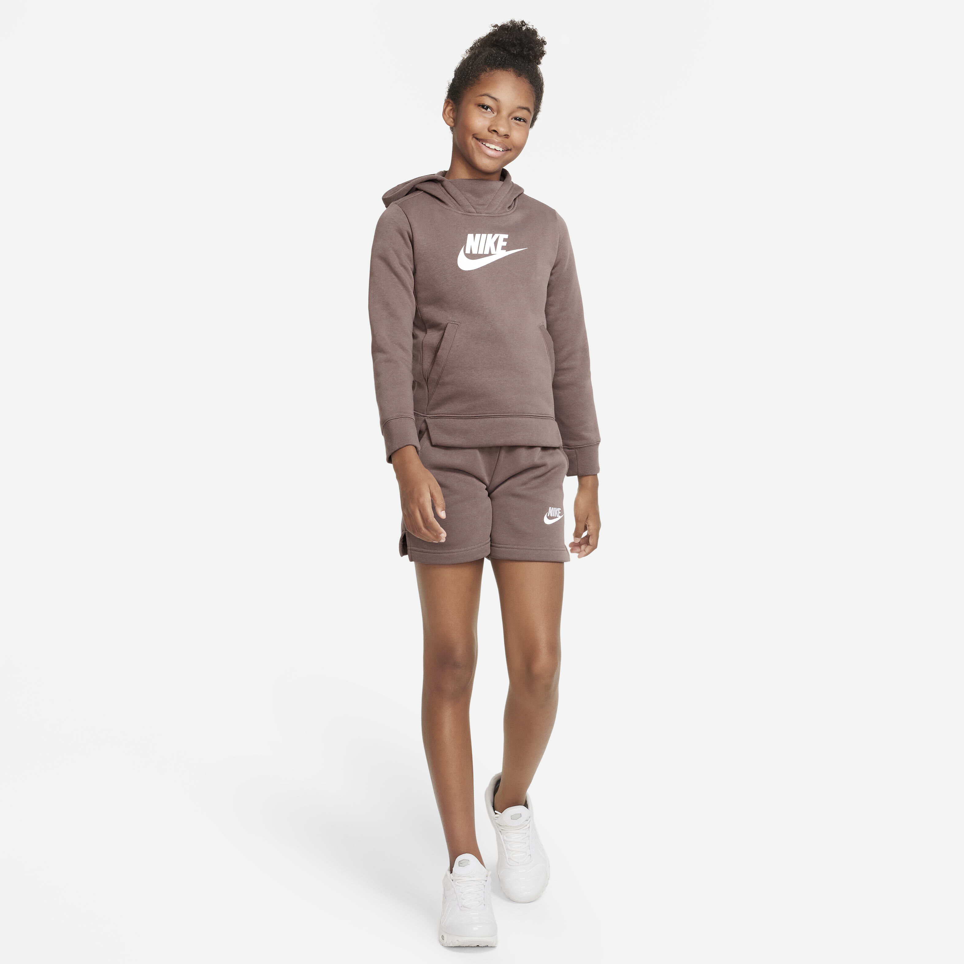 نايكي سبورتسوير كلوب image number 5