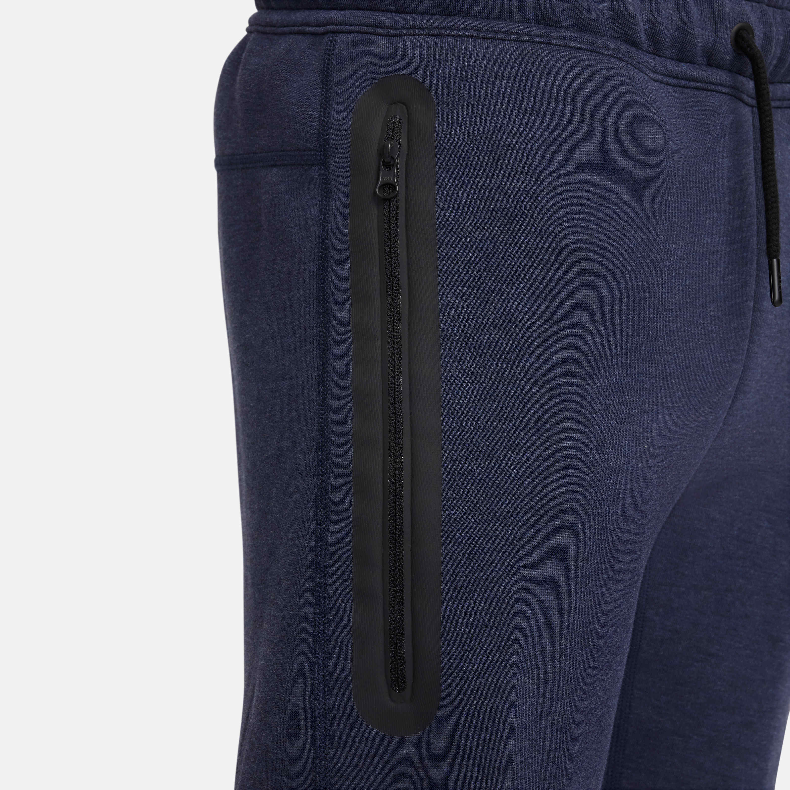 Nike Sportswear Tech Fleece image number 4