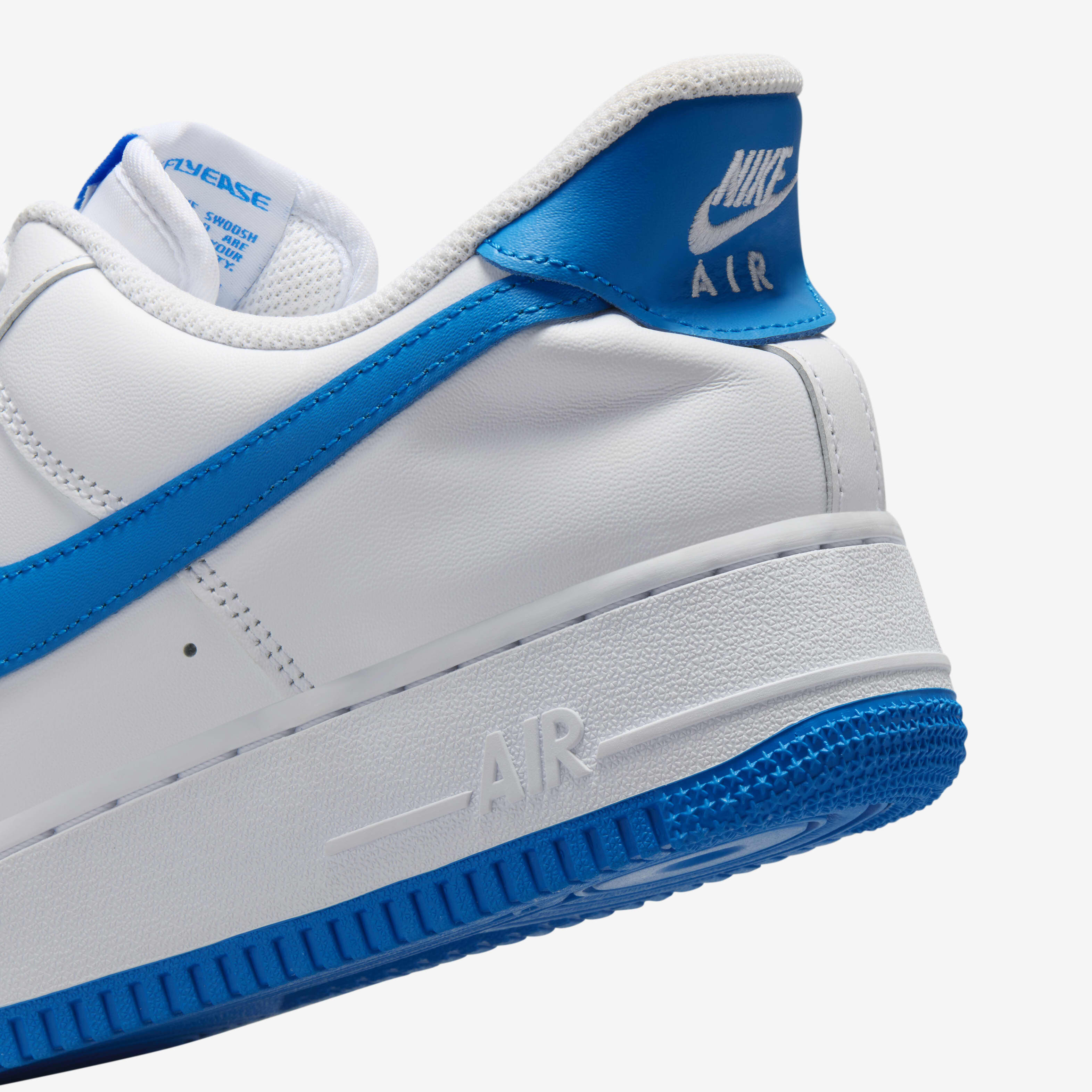 Nike air force 1 07 3 university blue hot sale