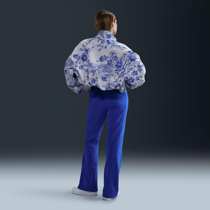 Nike Sportswear Collection image number 4 Nike Sportswear Collection image number 4