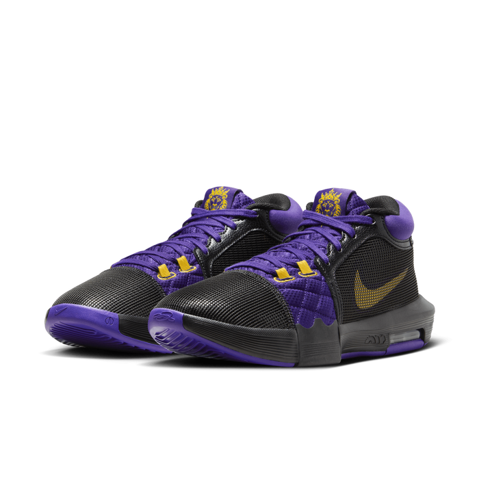 Men's lebron witness ii basketball shoe hotsell