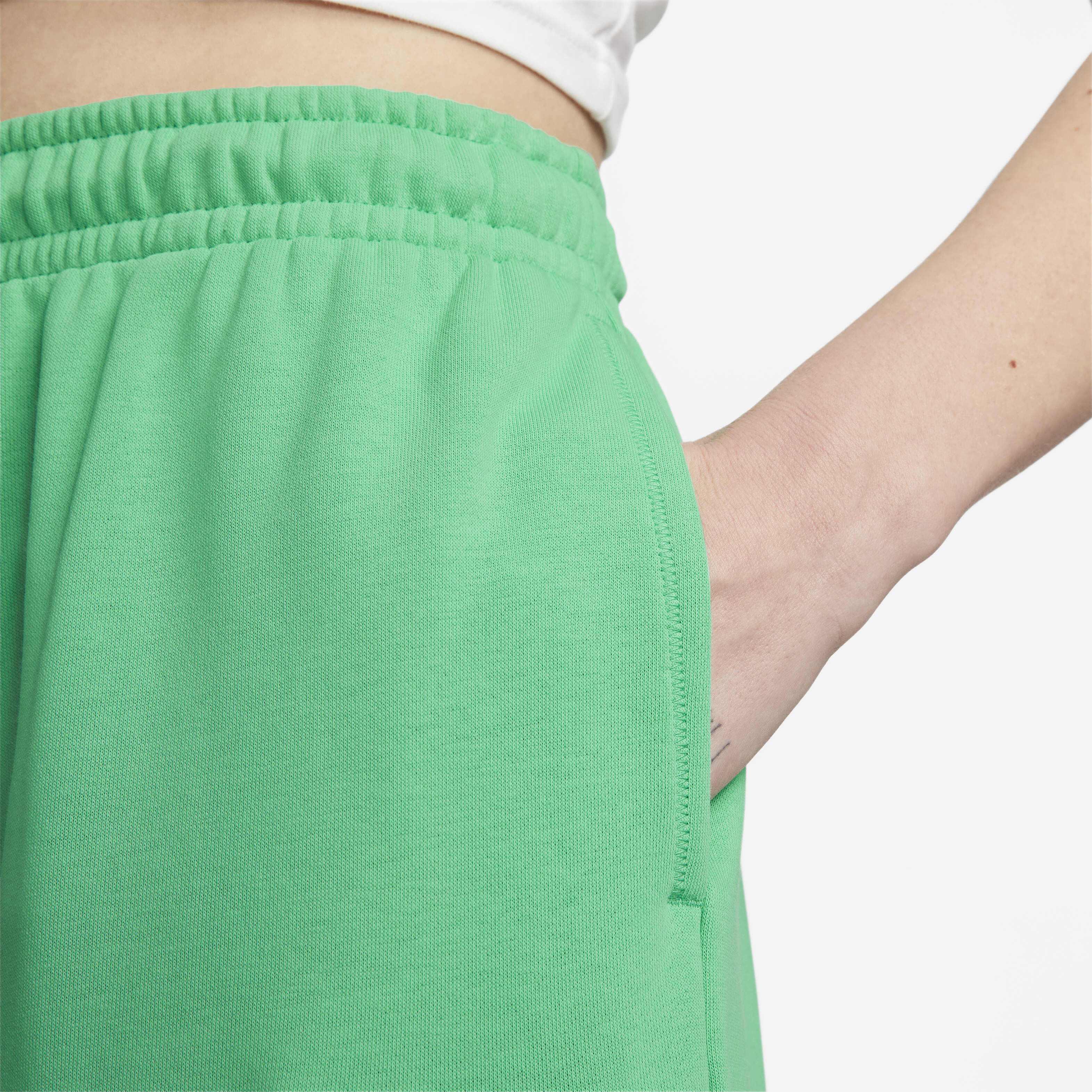 Nike Sportswear image number 2