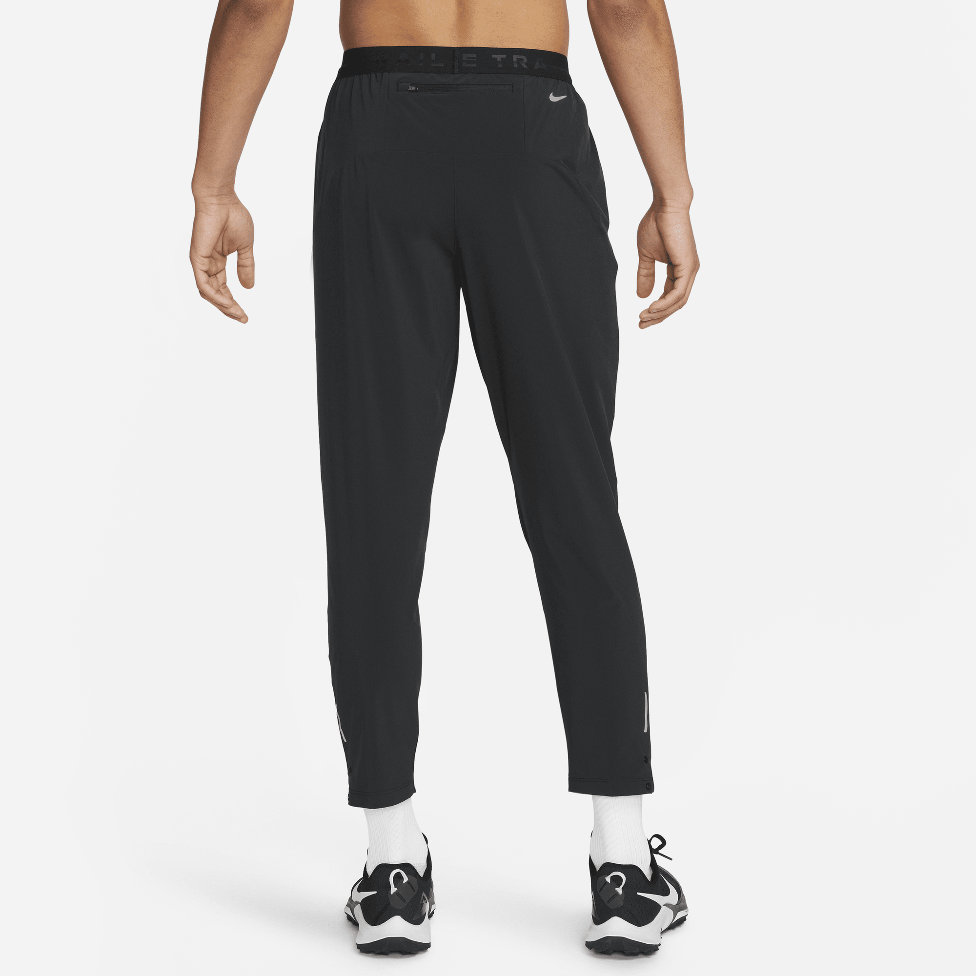 Nike utility men's running trousers discount