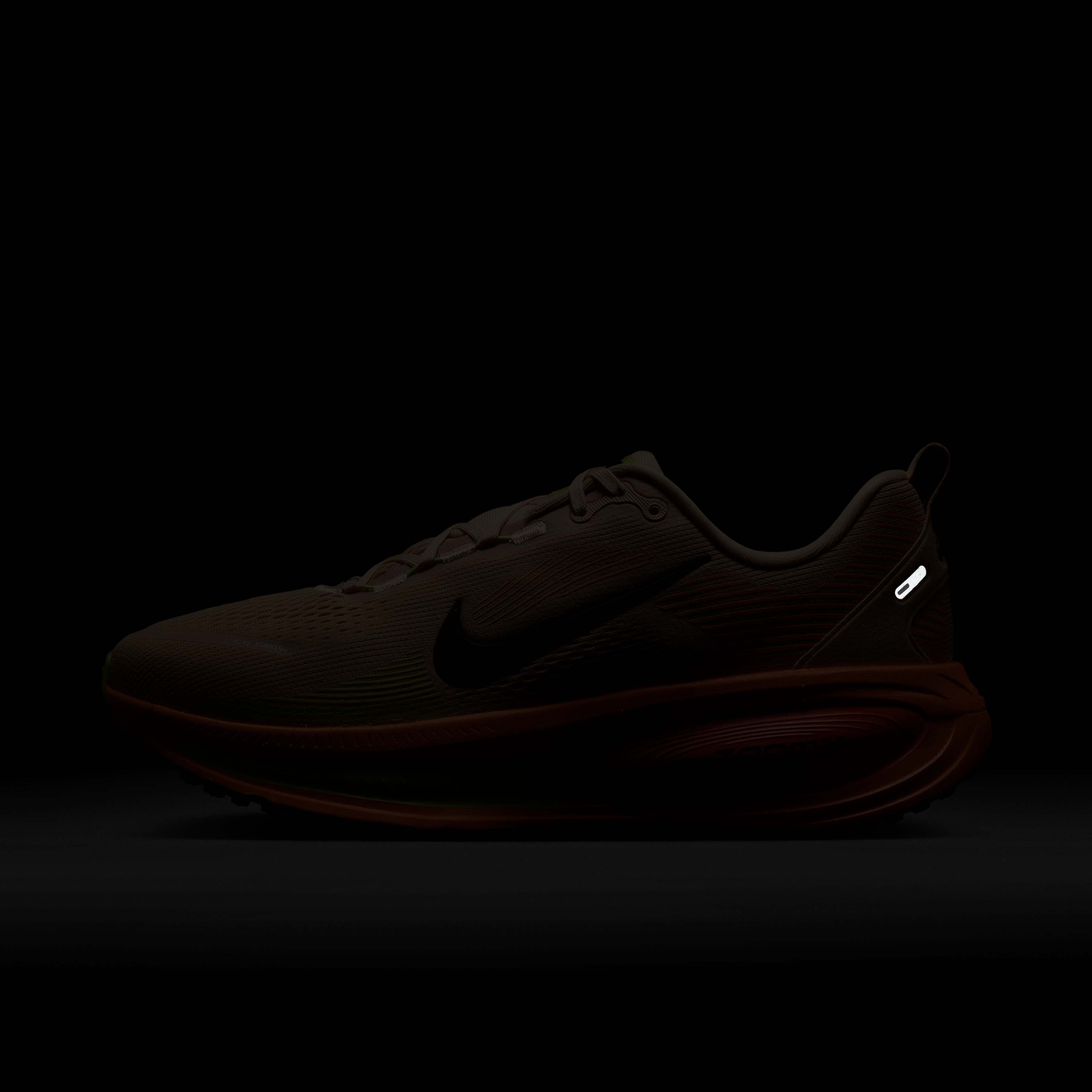 Nike Vomero 18 image number 9