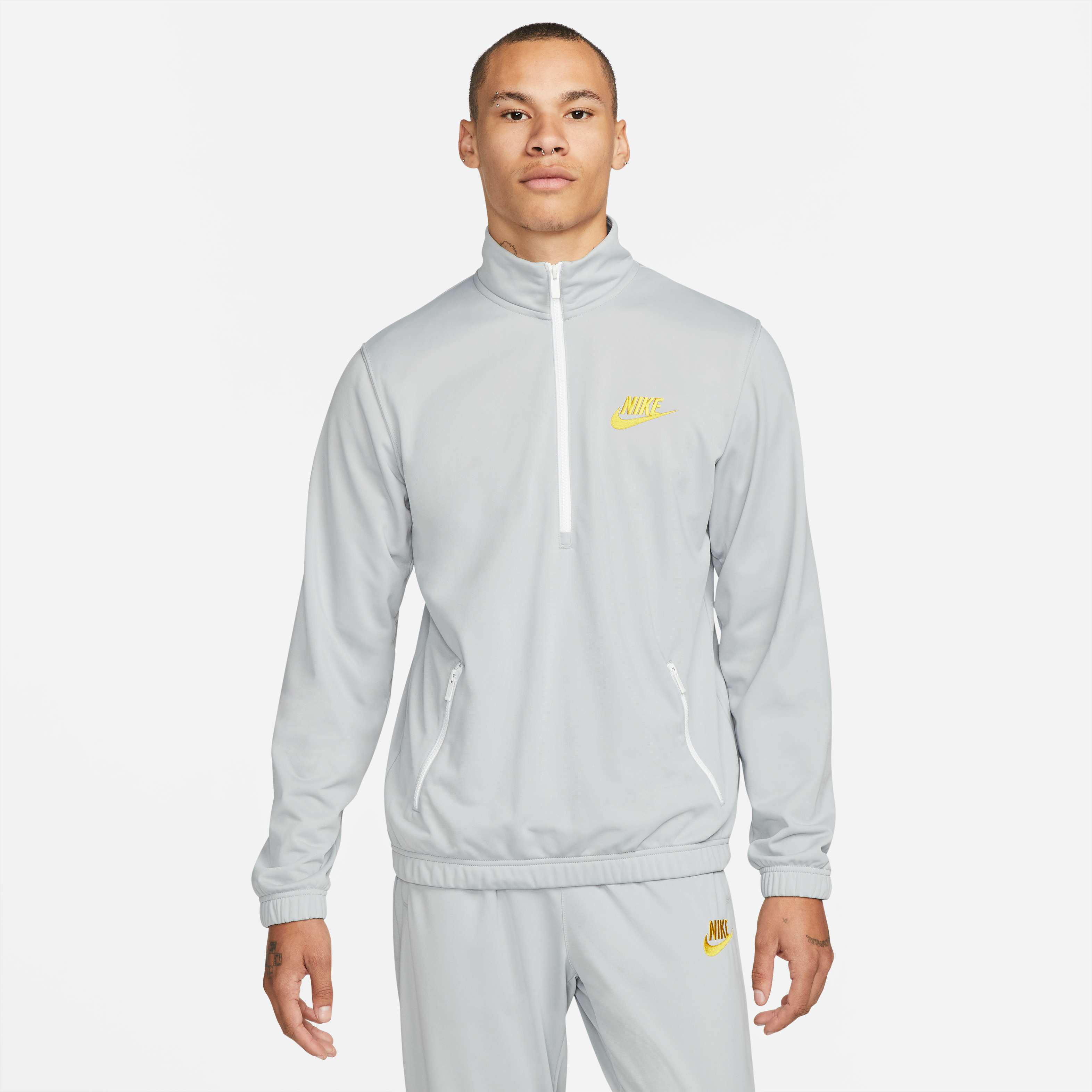 نايكي سبورتسوير سبورت اسينشالز image number 2