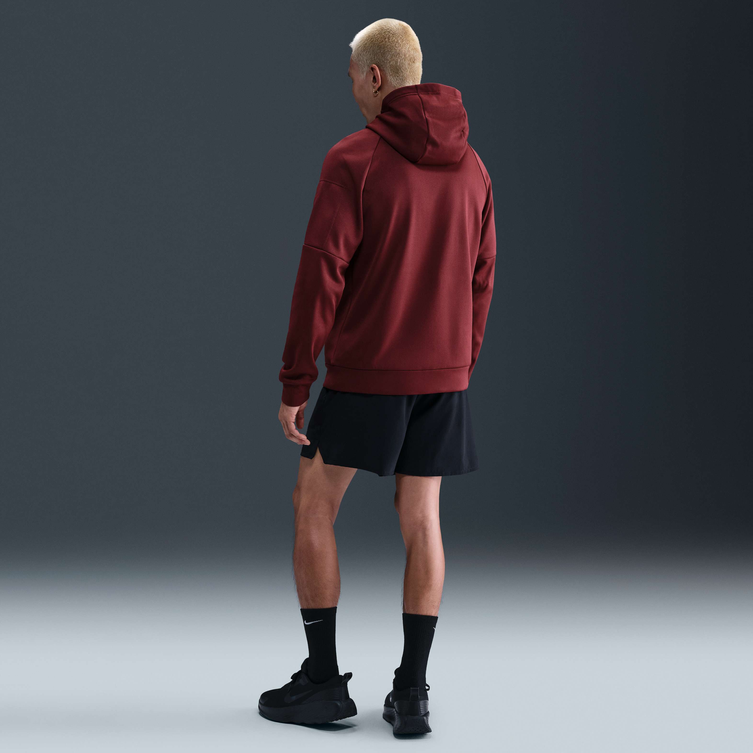 Nike Therma image number 4