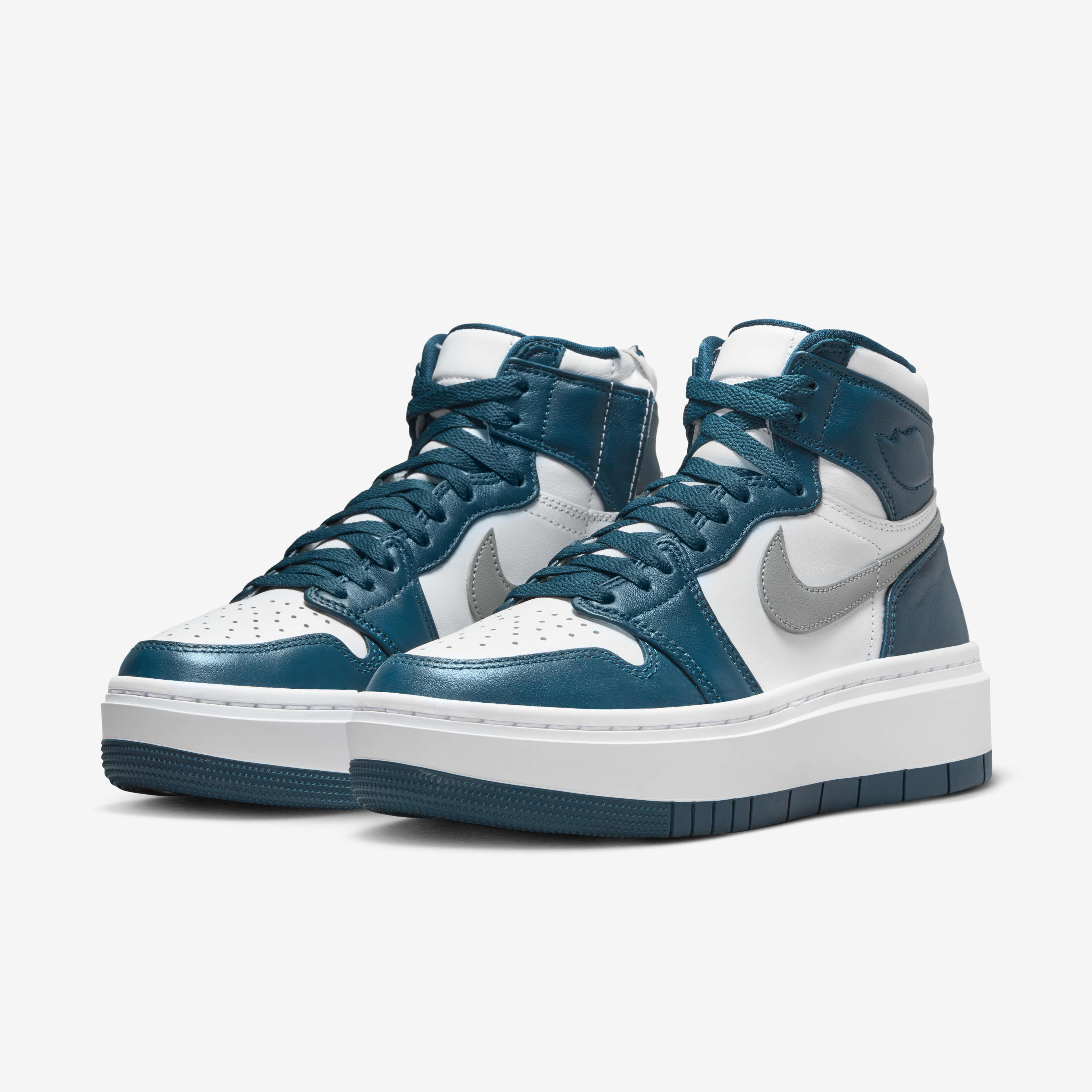 Air Jordan 1 Elevate High image number 4