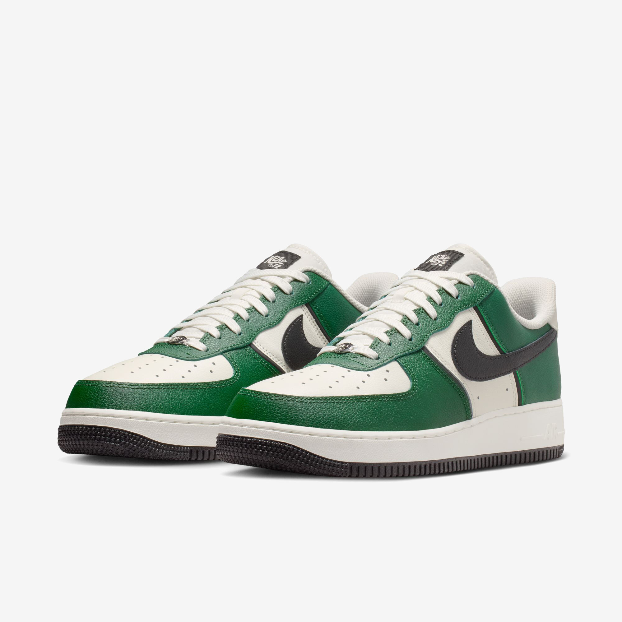 Nike Air Force 1 '07 LV8  image number 2