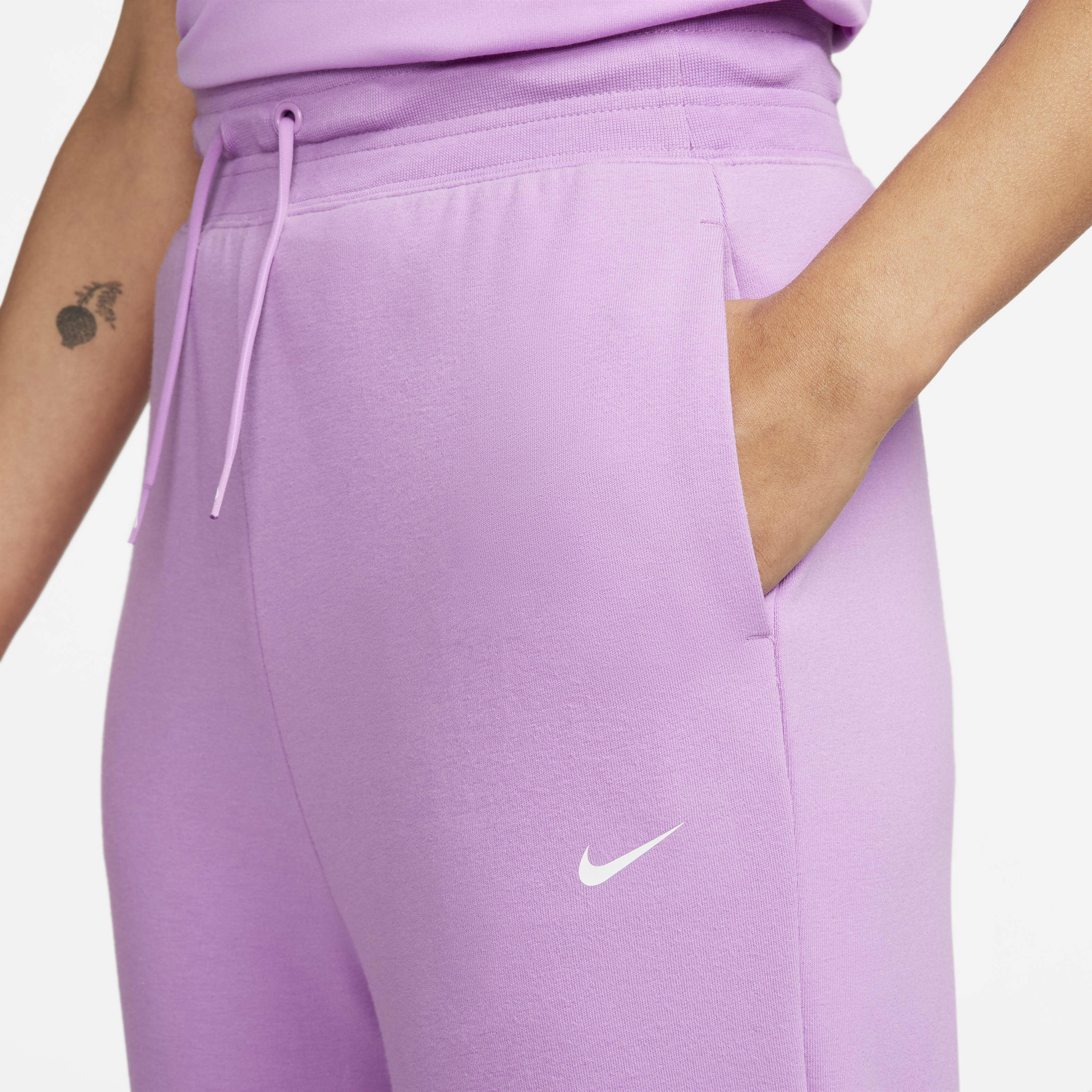 Nike Dri-FIT One image number 2