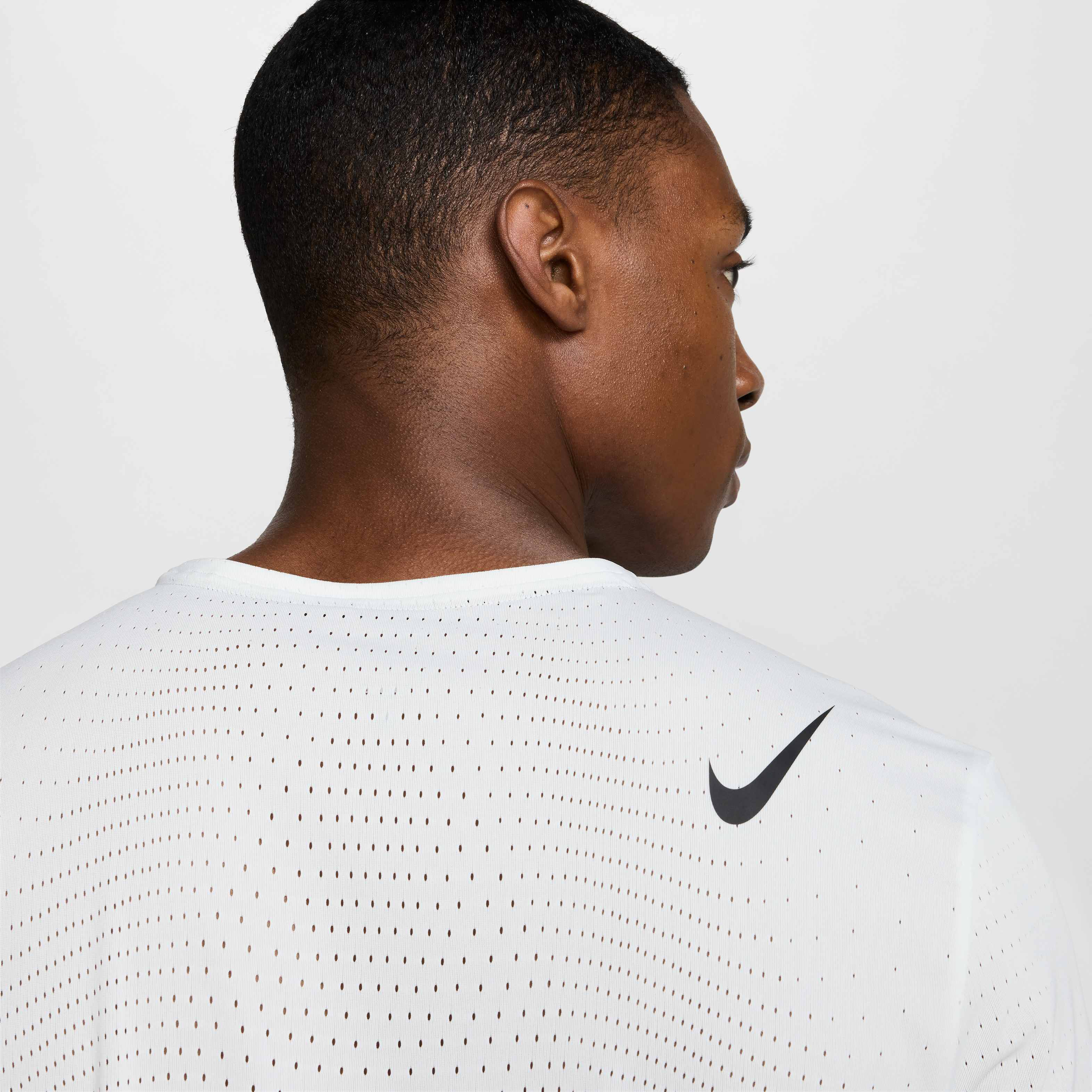 Nike AeroSwift image number 3