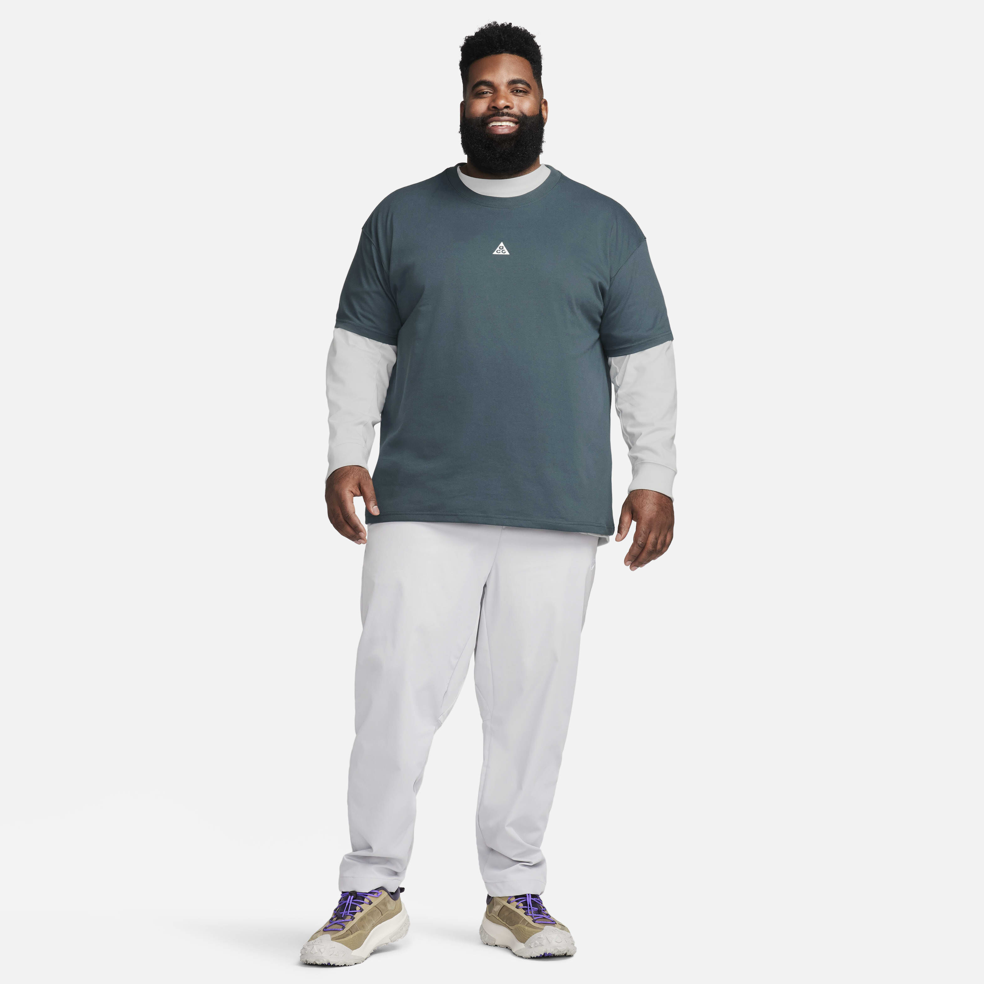Buy Nike ACG Men's T-Shirt - Deep Jungle | Nike Saudi Official