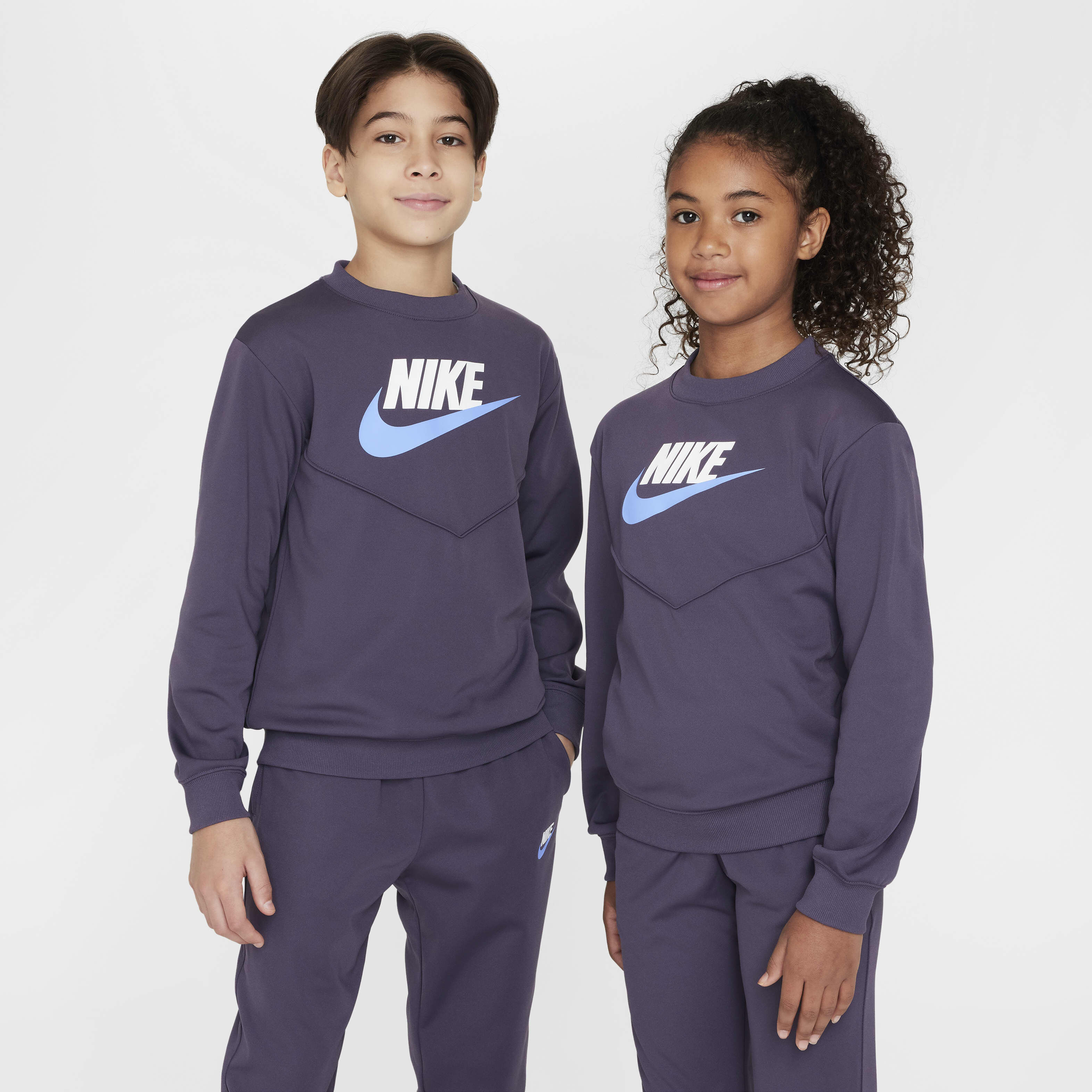 Nike Sportswear image number 2