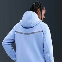 Nike Tech