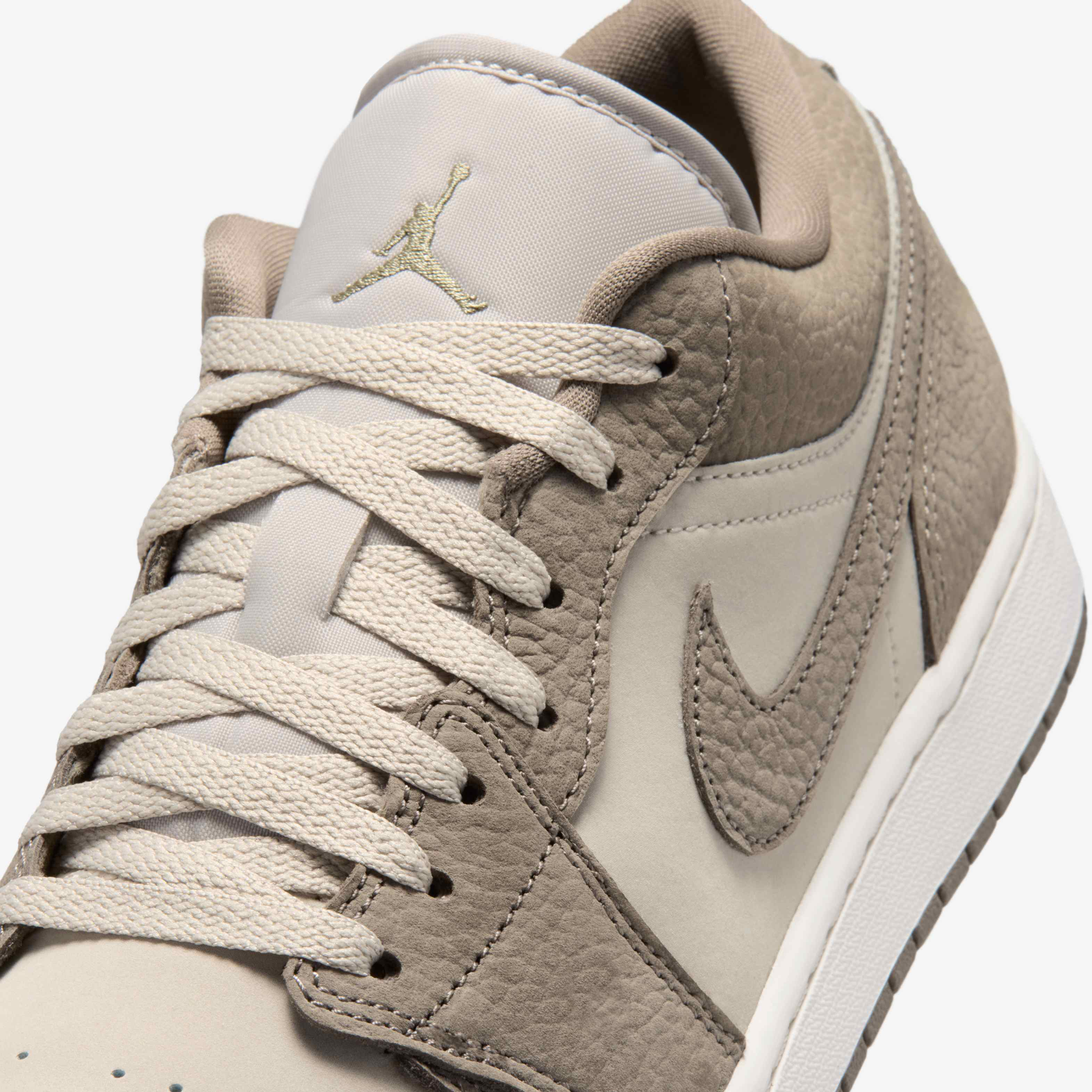 Air Jordan 1 Low image number 6
