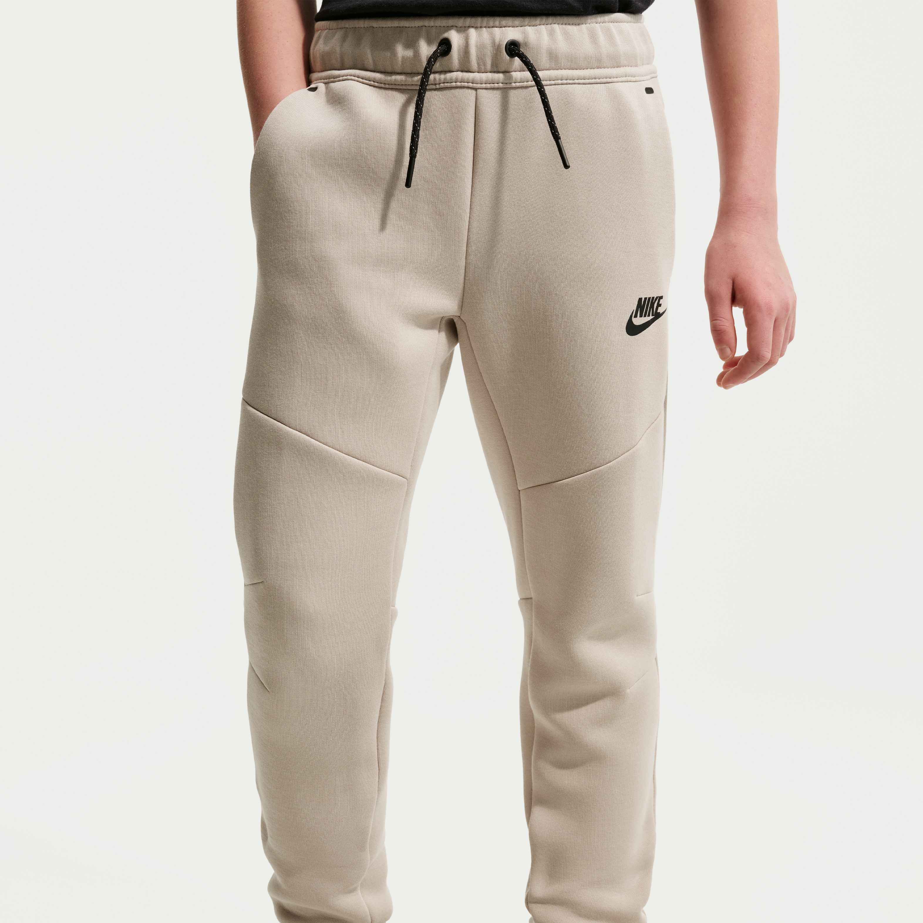 Nike Sportswear Tech Fleece image number 1