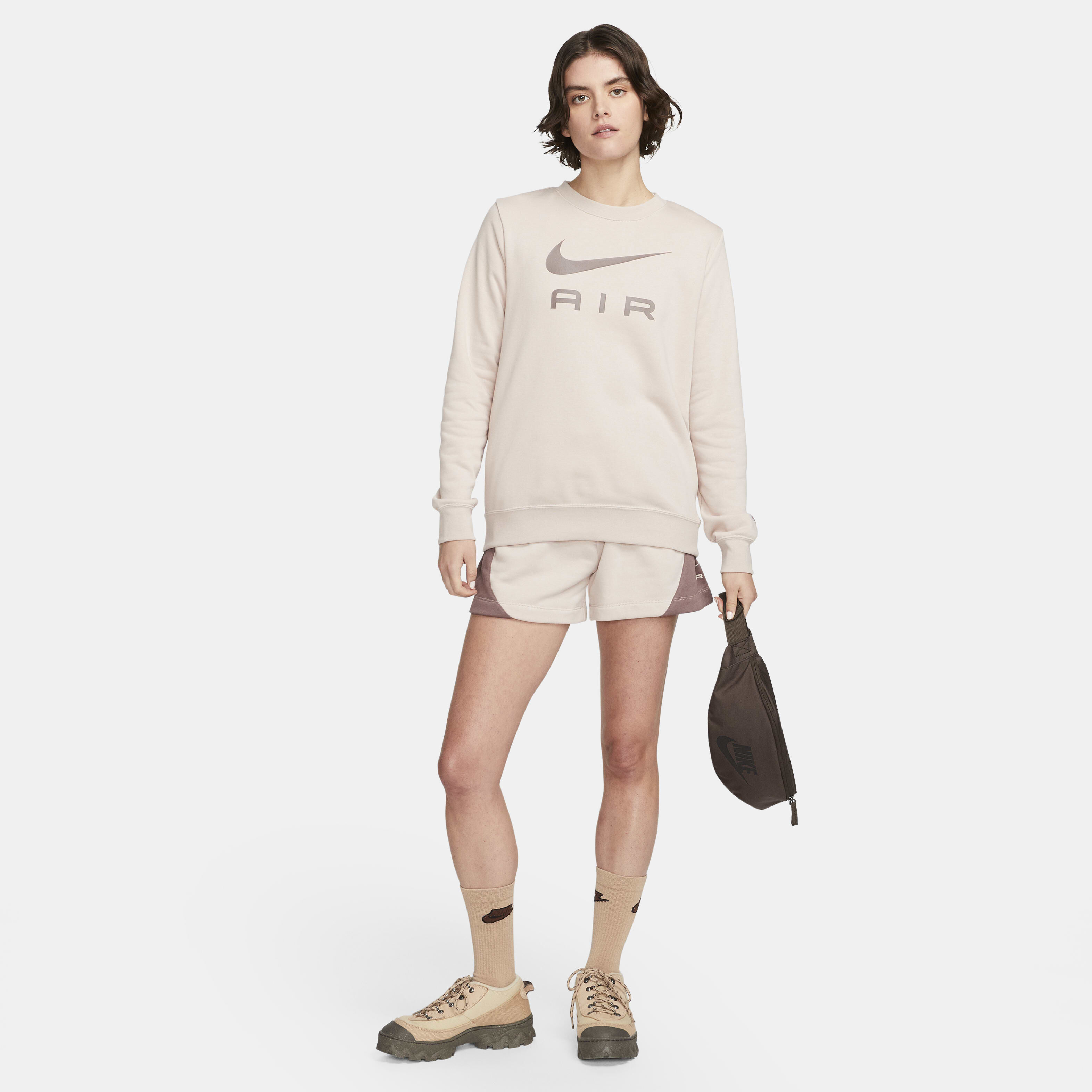 Nike Heritage image number 8