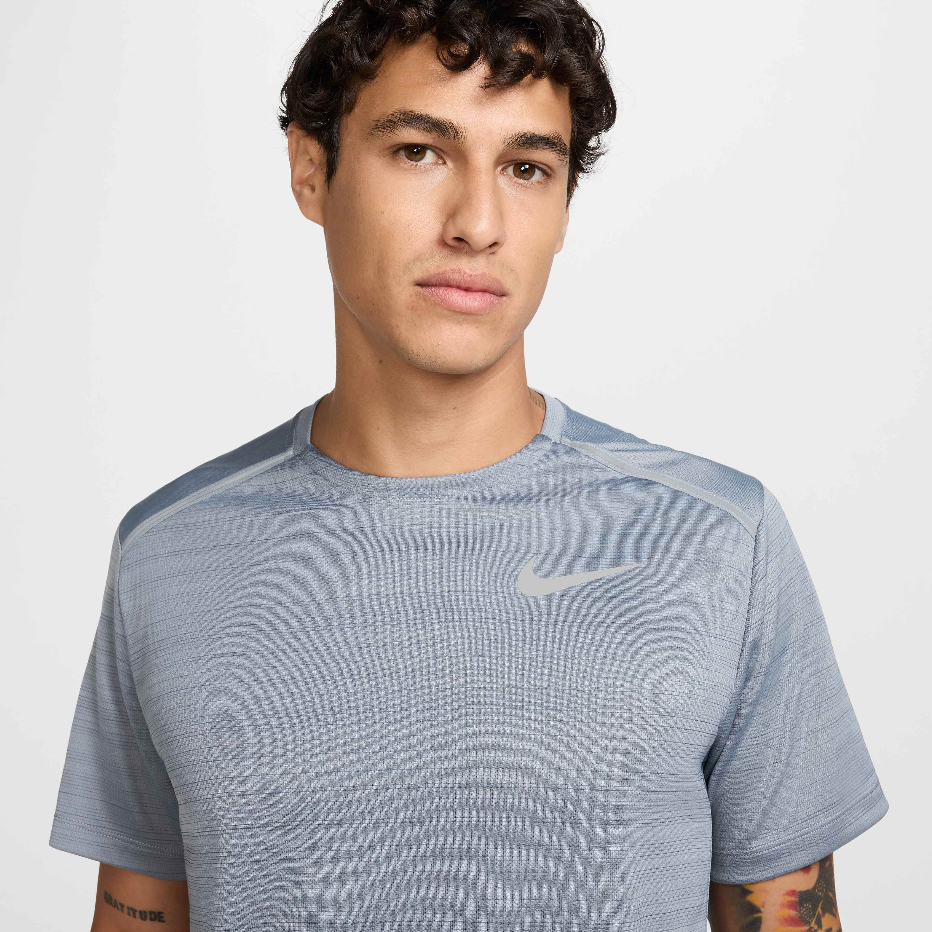 Nike Miler image number 2