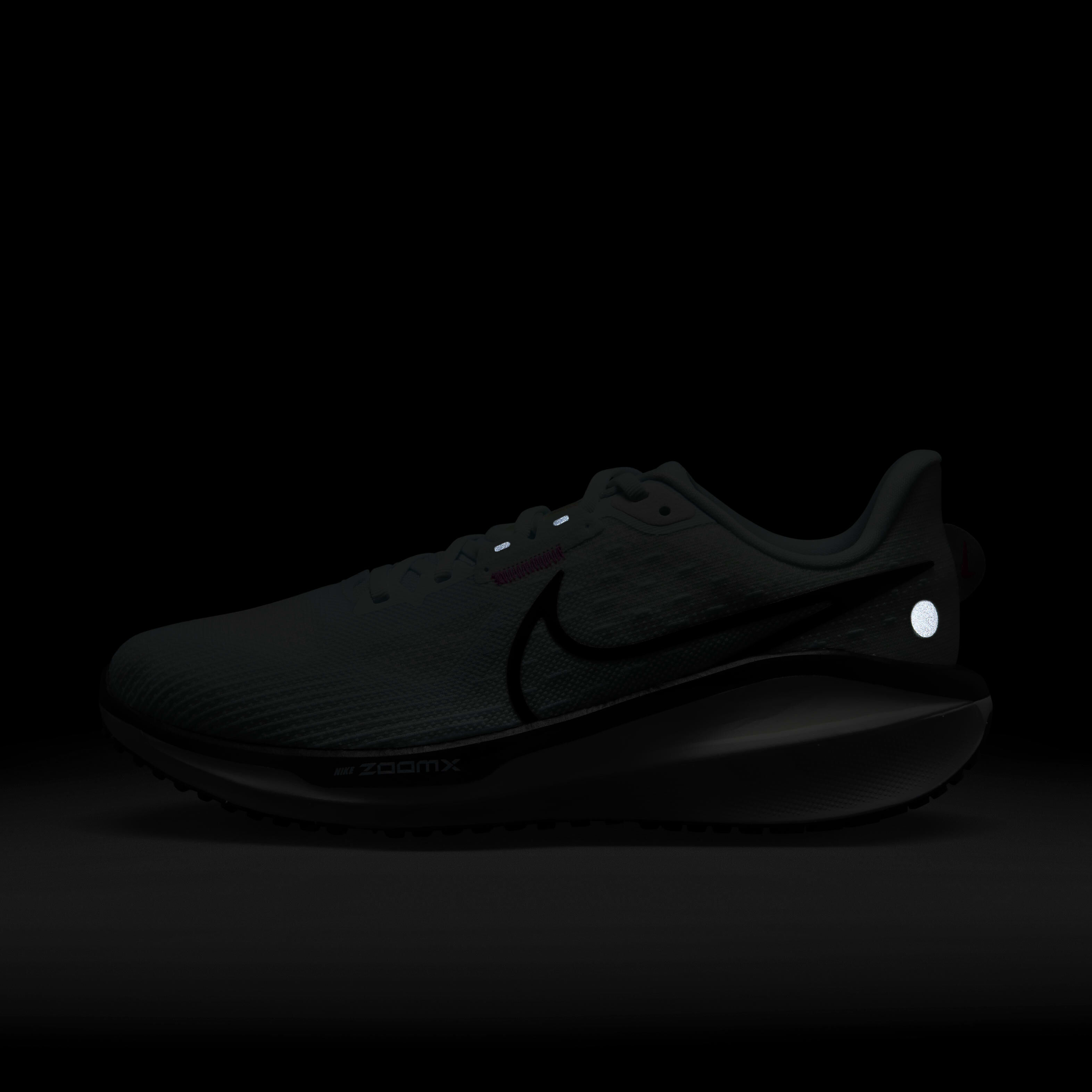 Nike Vomero 17 image number 10