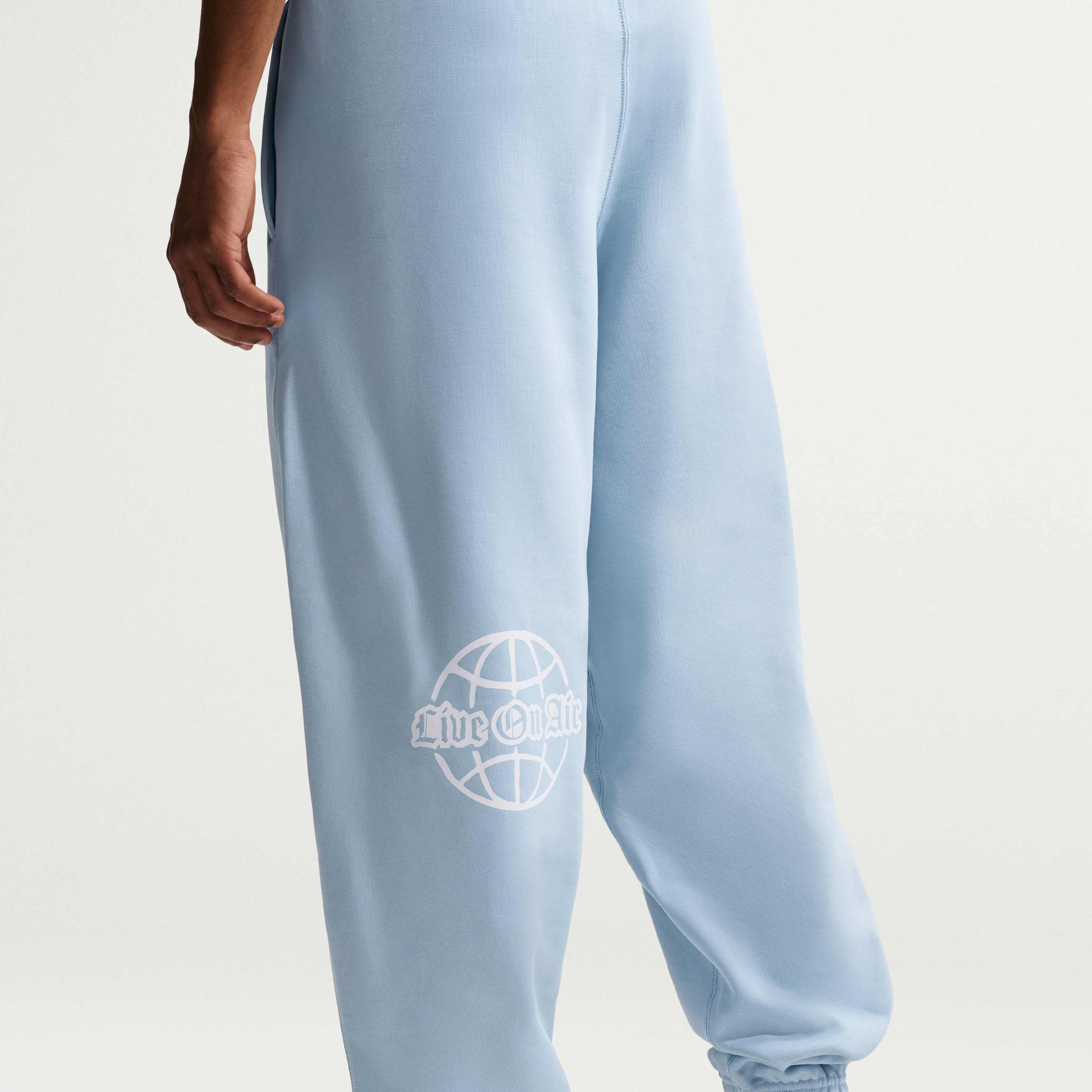 نايكي سولو سووش image number 2